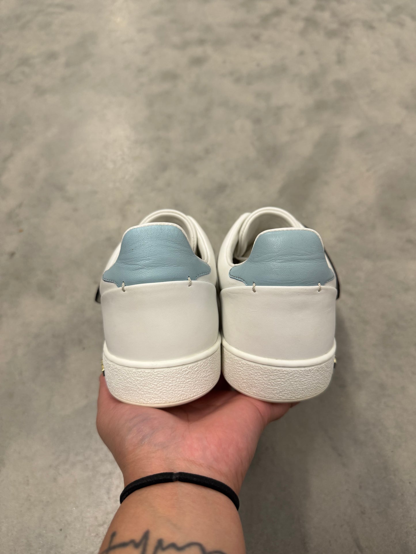 LOUIS VUITTON FRONTROW SNEAKERS “ White Brown “