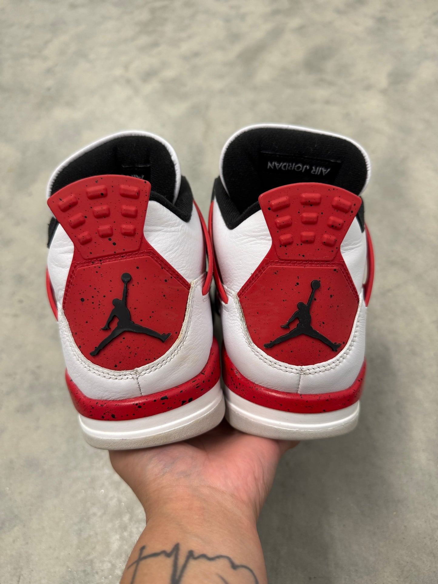 JORDAN 4 “ Red Cement “