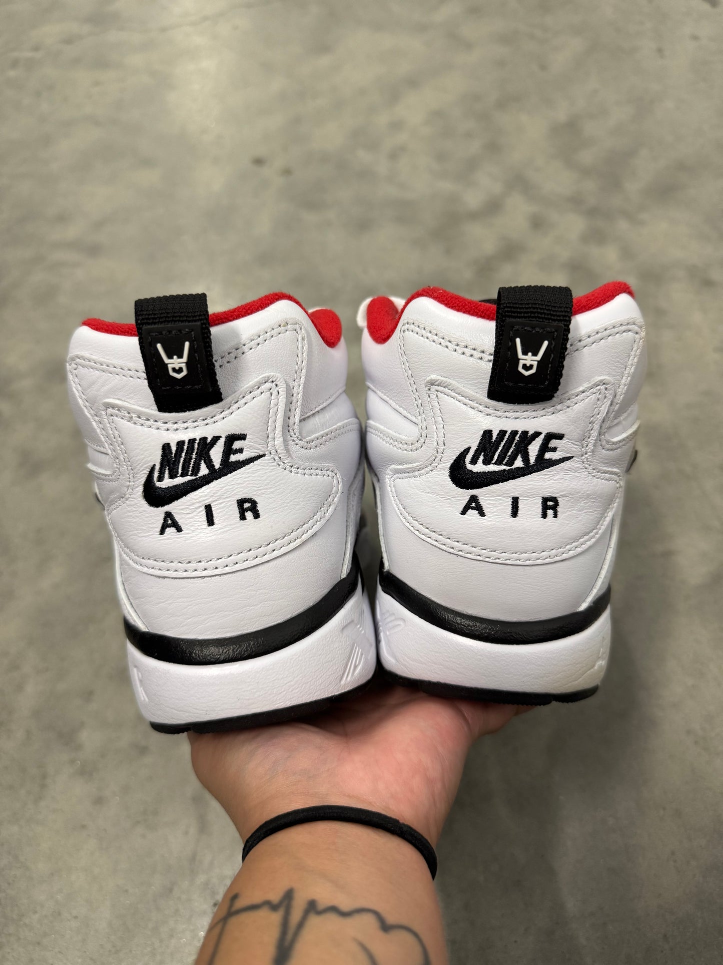 AIR DIAMOND TURF ‘92 “ Atlanta Falcons “