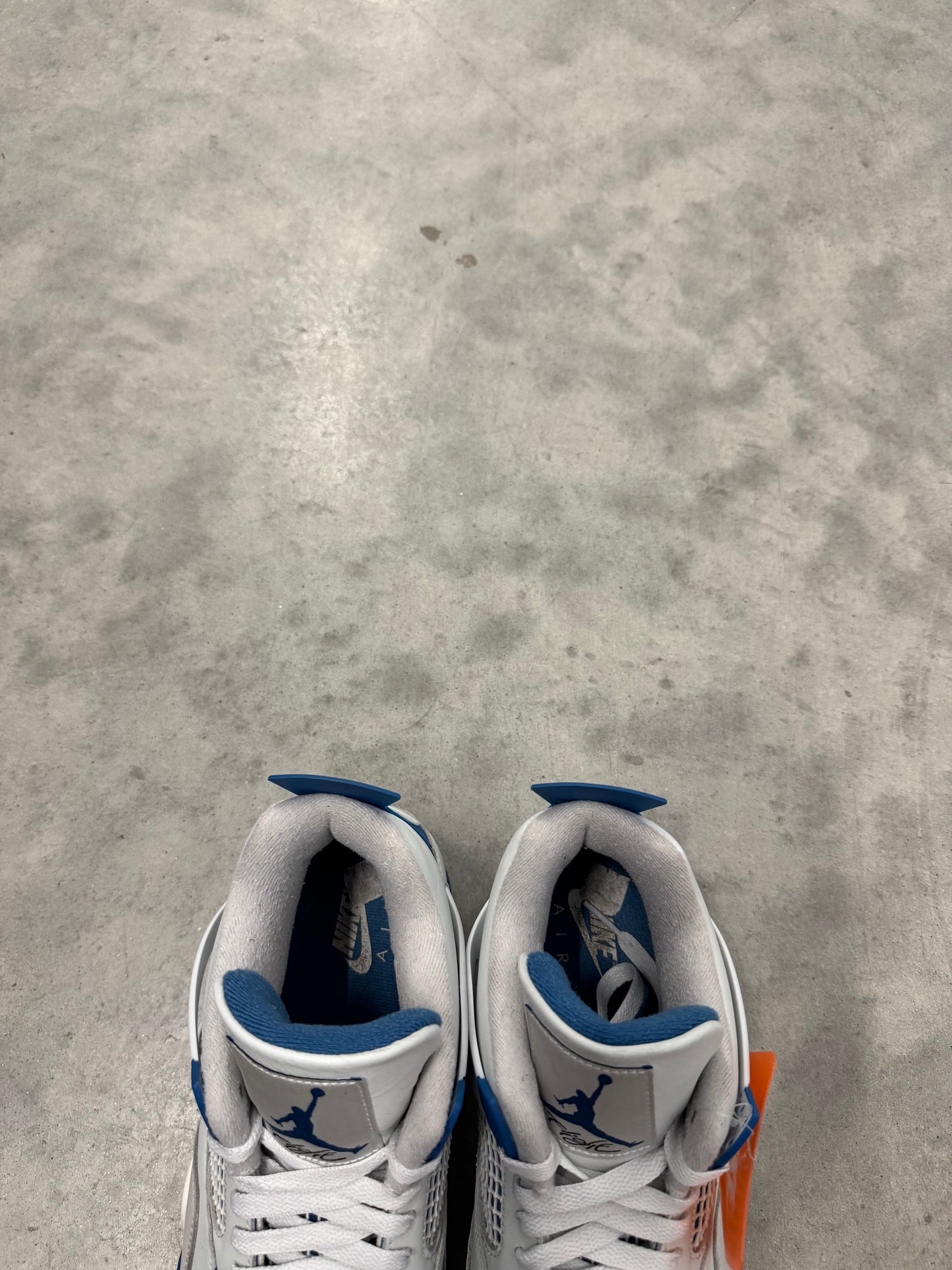 JORDAN 4 “ Military Blue “