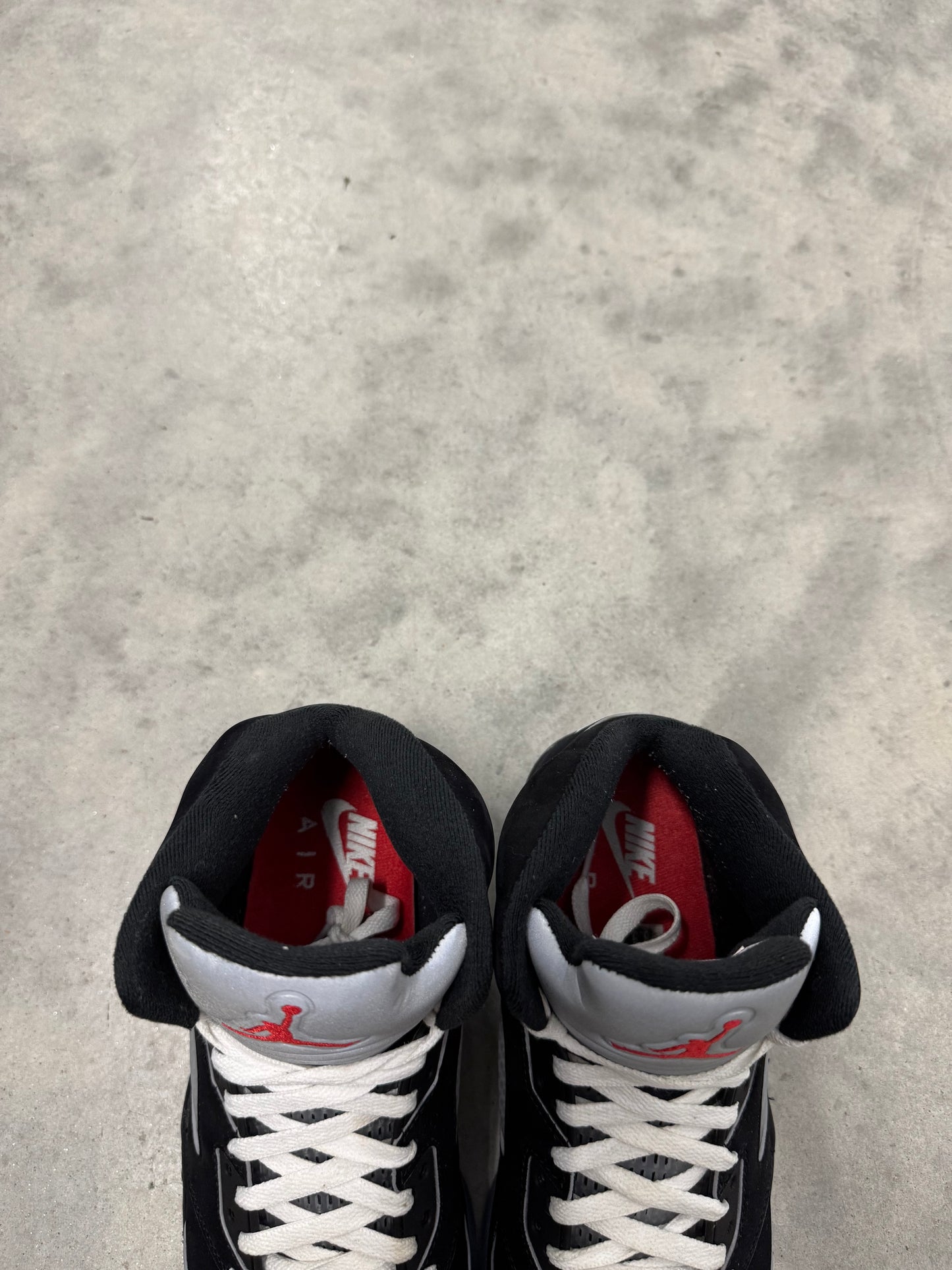 JORDAN 5 “ Black Metallic Reimagined “