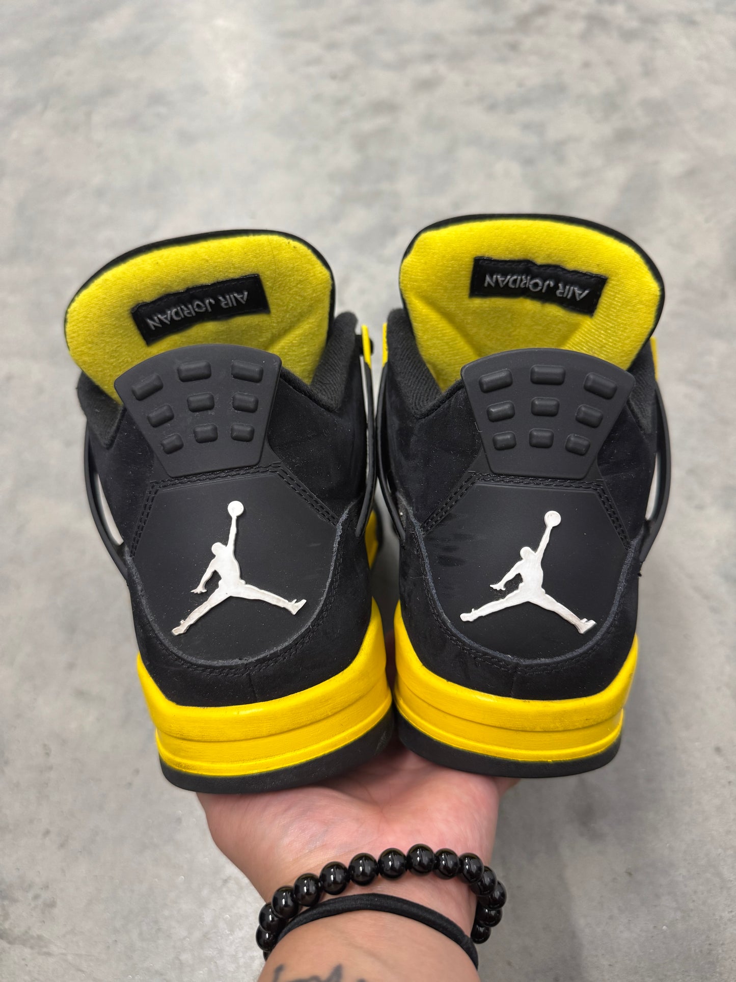 JORDAN 4 “ Thunder “