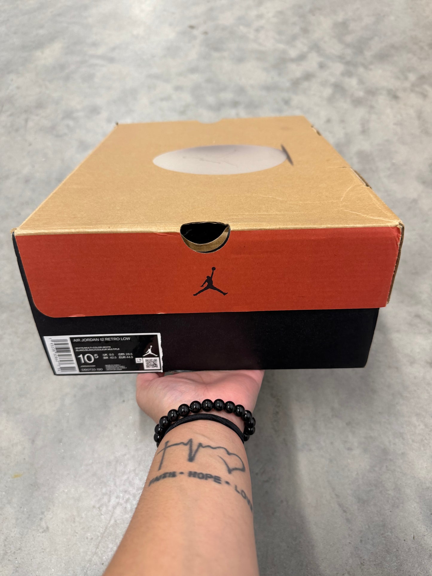 JORDAN 12 LOW “ Easter “