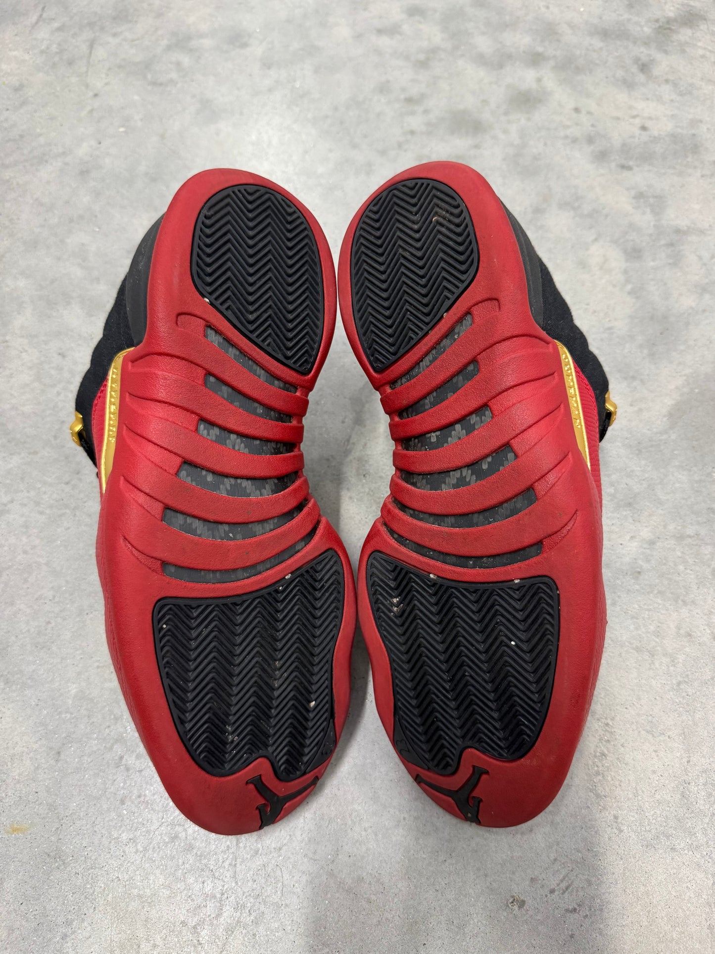 JORDAN 12 LOW SE “ Super Bowl “