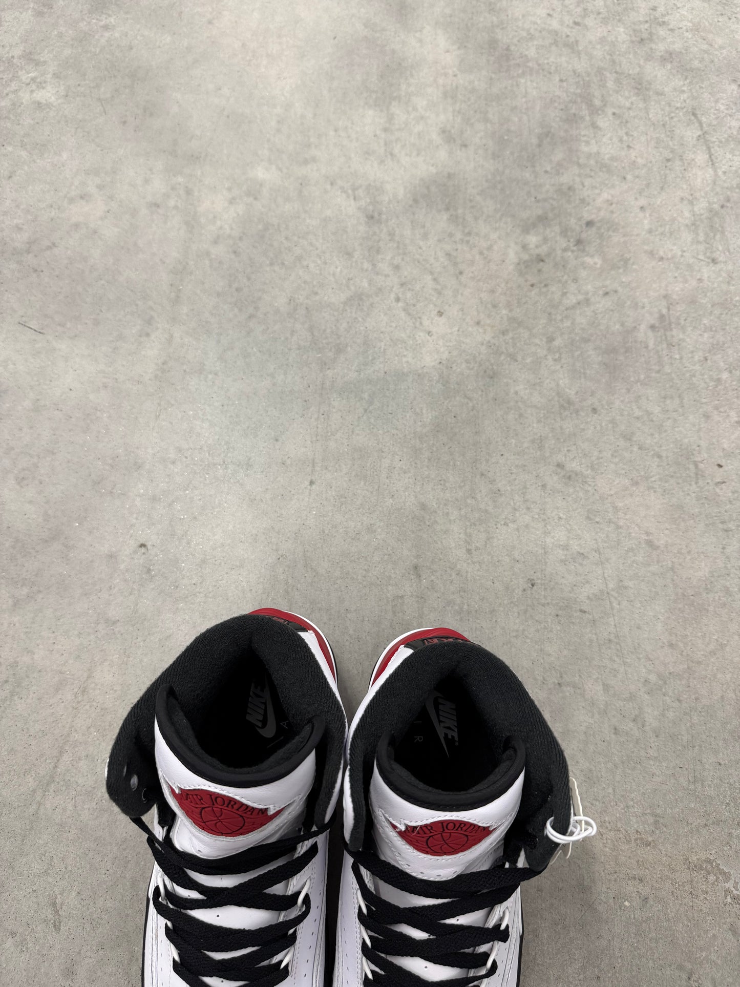 JORDAN 2 “ Chicago “