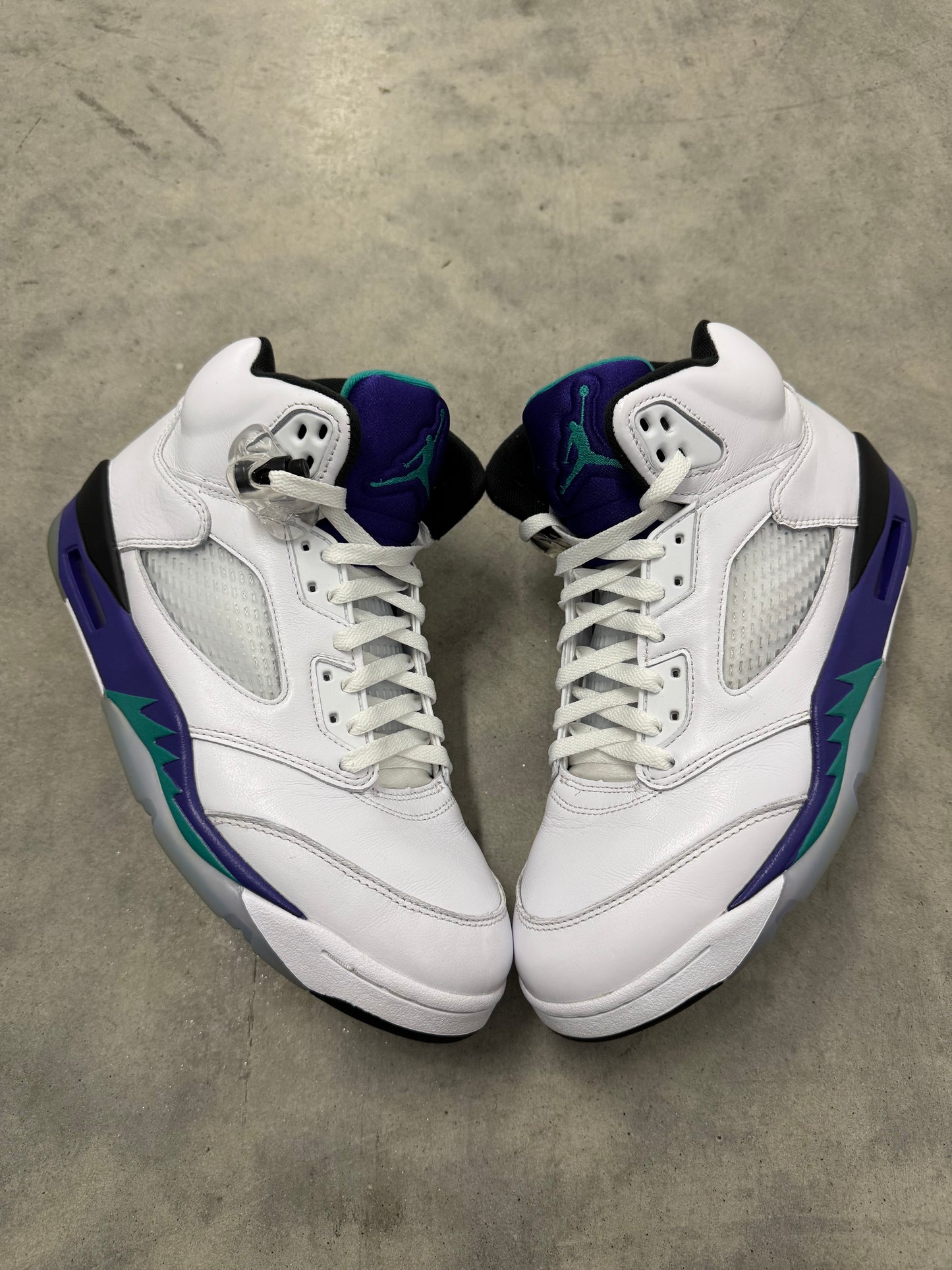JORDAN 5 “ Grape “