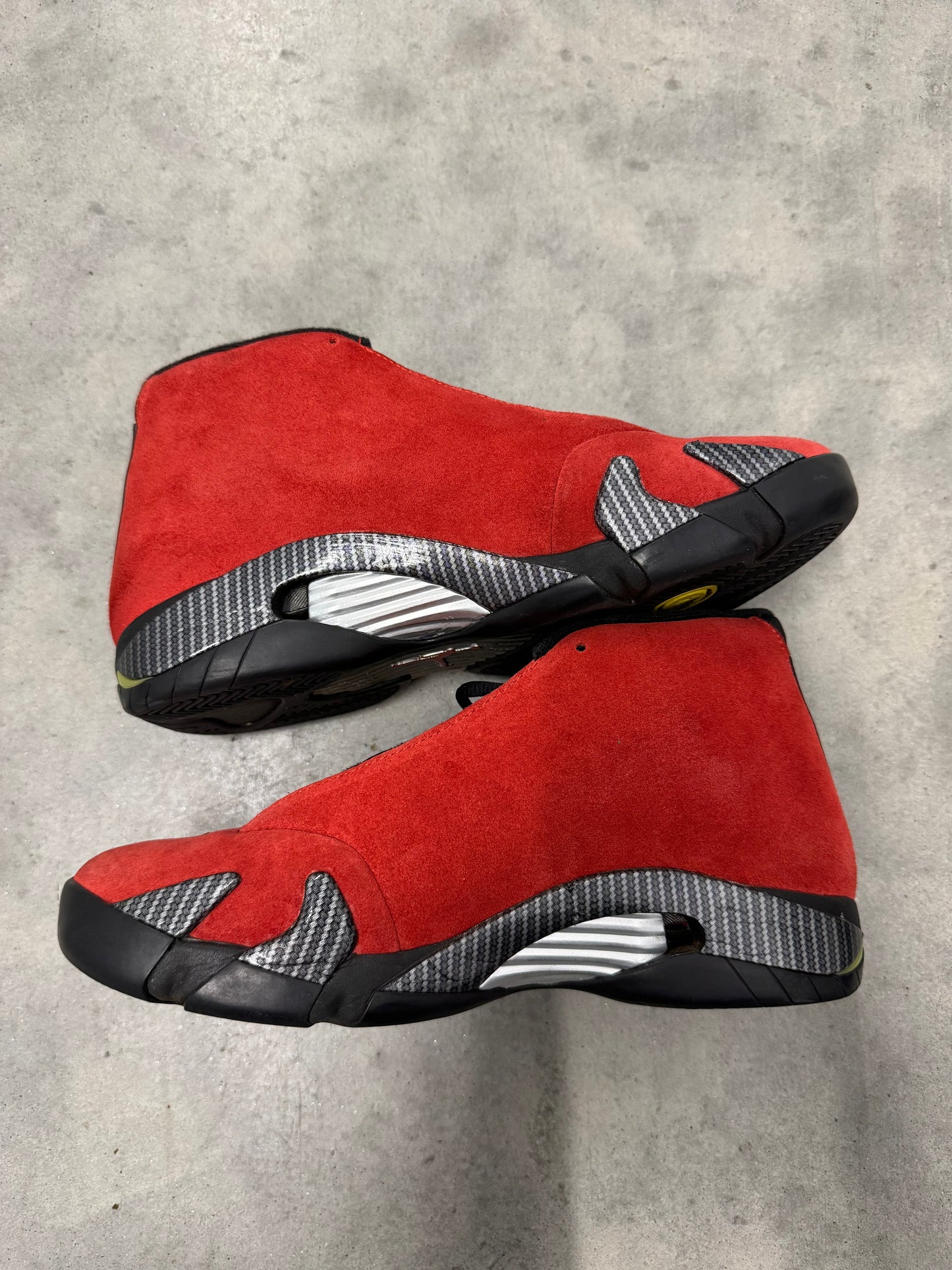 JORDAN 14 “ Ferrari “