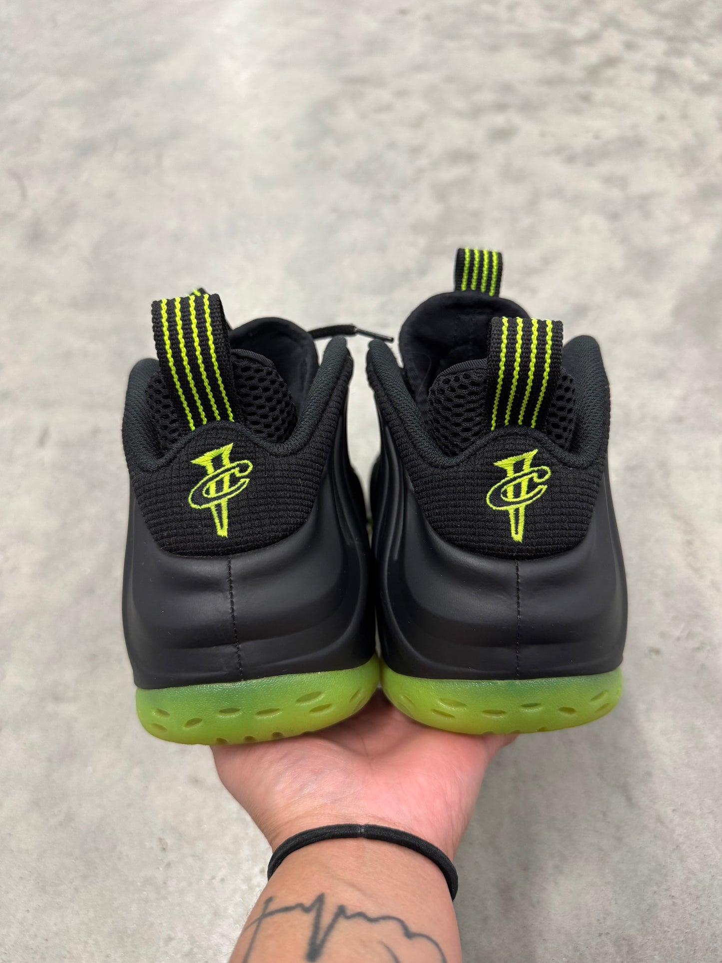 AIR FOAMPOSITE ONE “ Black Volt “