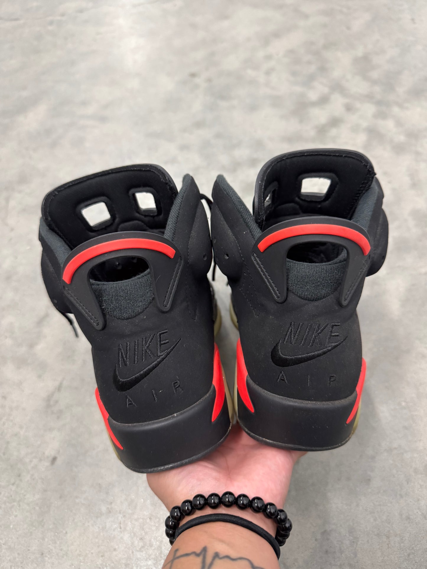 JORDAN 6 “ Infrared “