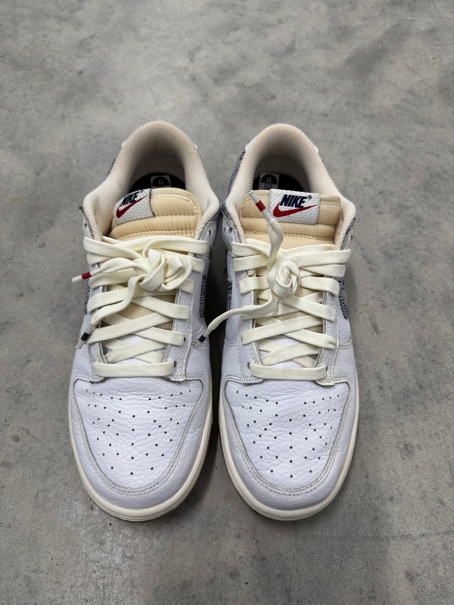 NIKE DUNK LOW “ Washed Denim “