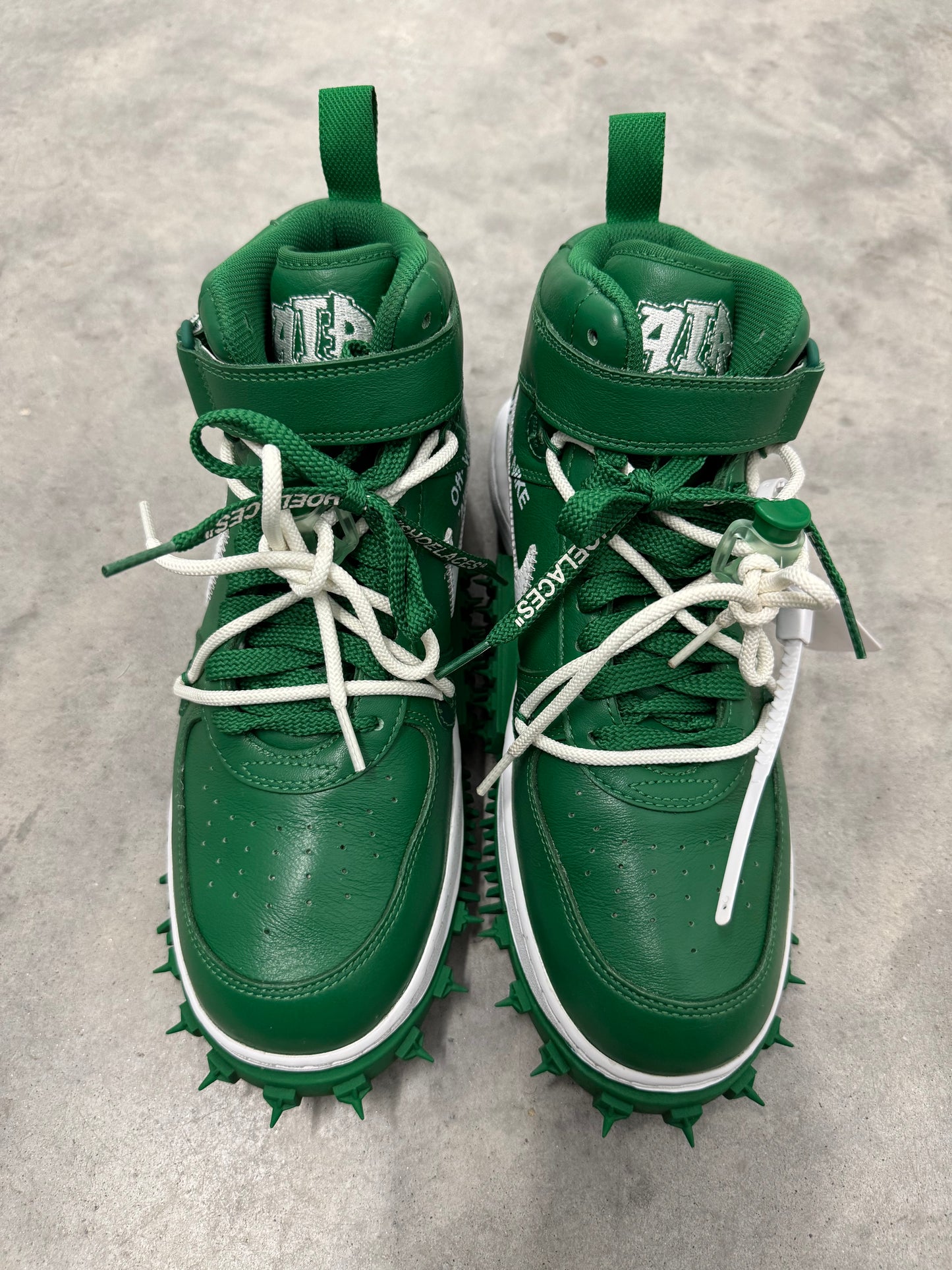 OFF-WHITE AIR FORCE 1 MID “ Pine Green “