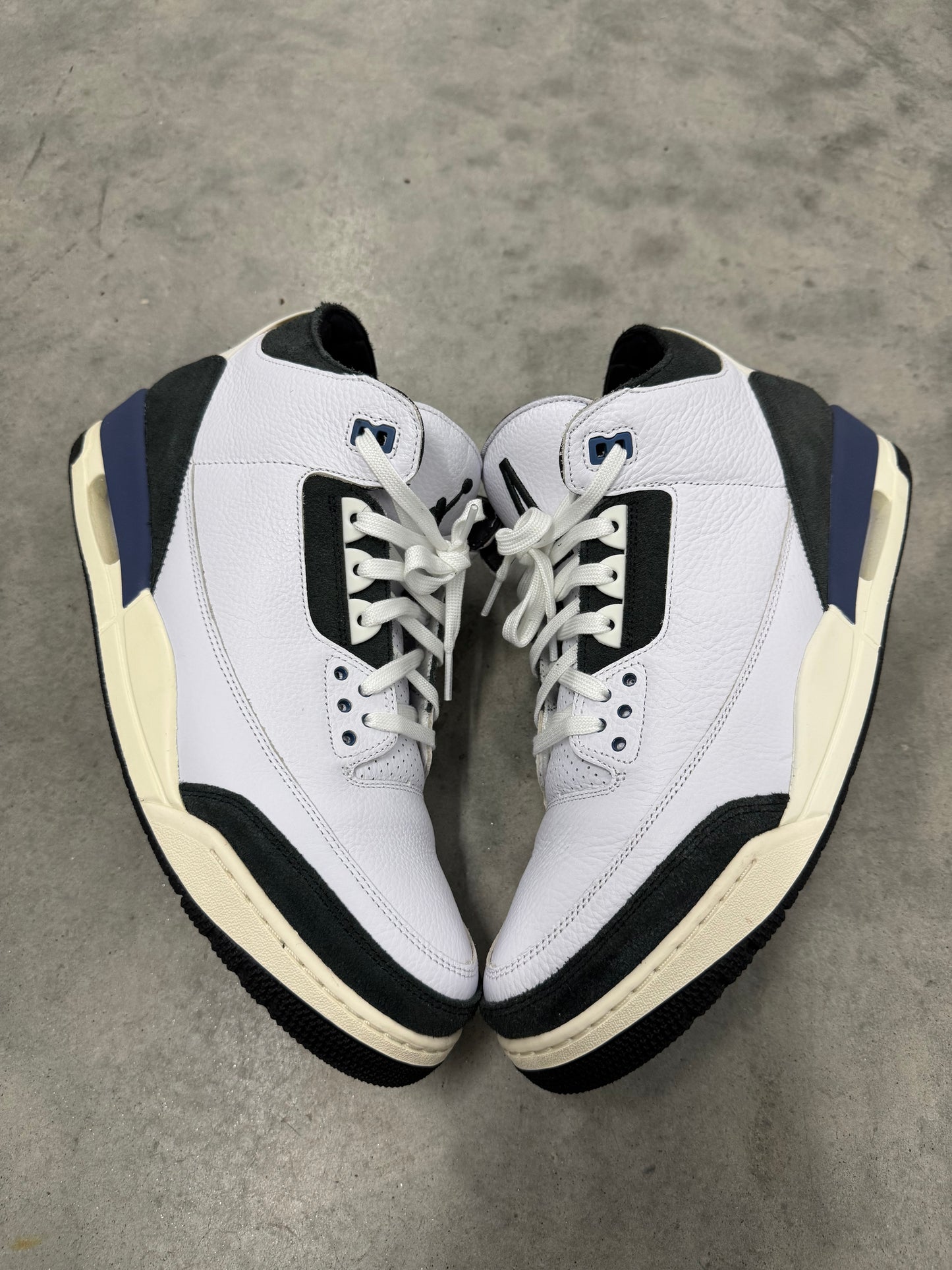 A MA MANIÉRE JORDAN 3 “ For the Love “