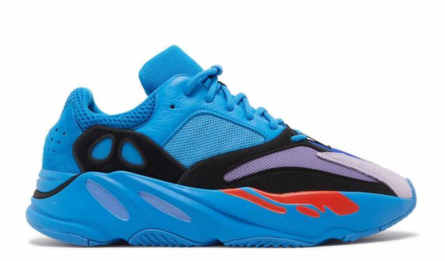 Yeezy 700 "Hi-Res Blue" Brand new