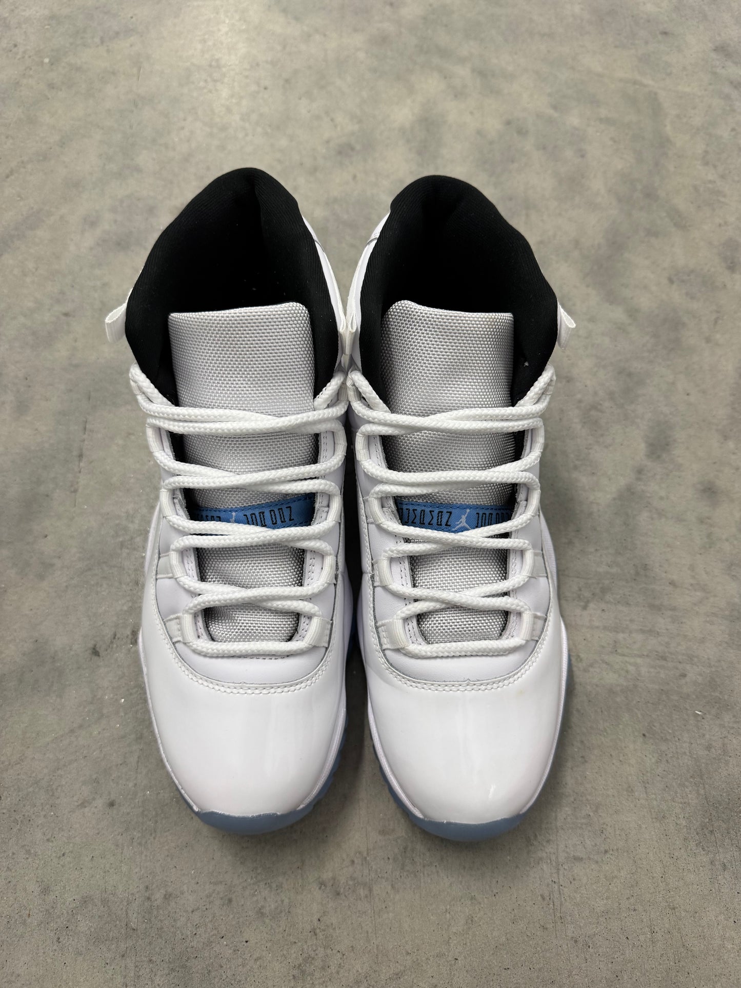 JORDAN 11 “ Legend Blue “