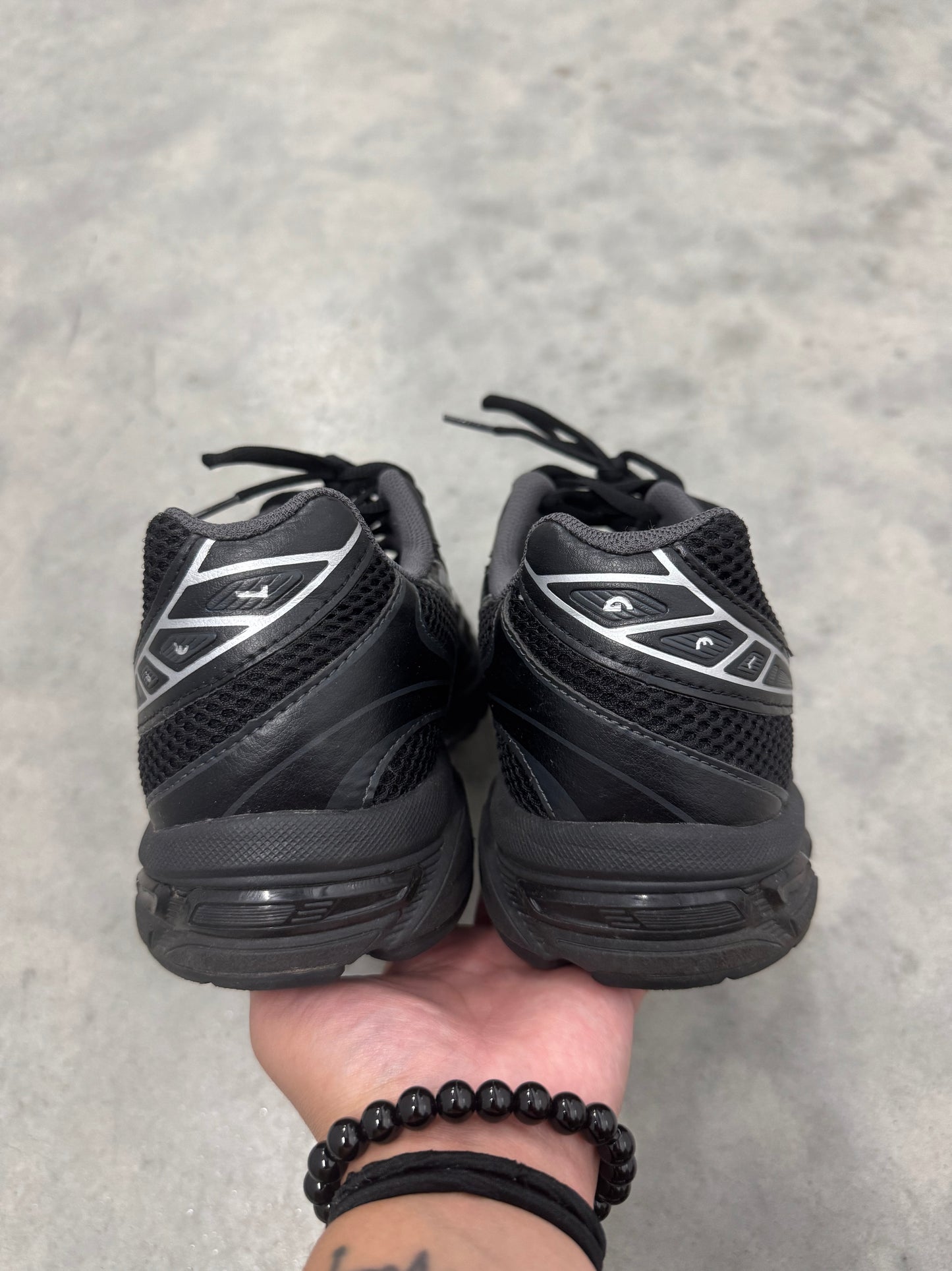 ASICS GEL-1130 “ Black Pure Silver “