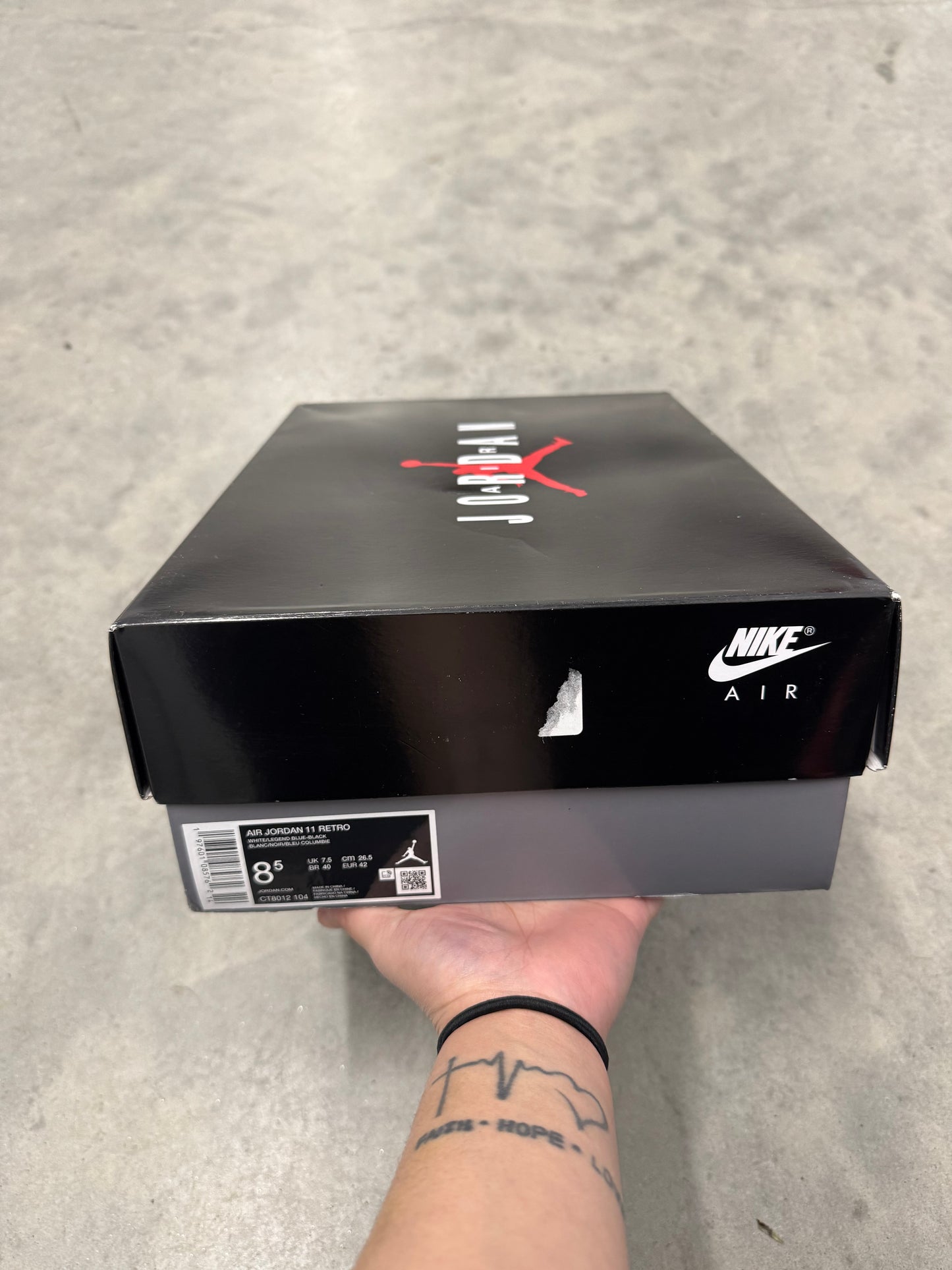 JORDAN 11 “ Legend Blue “