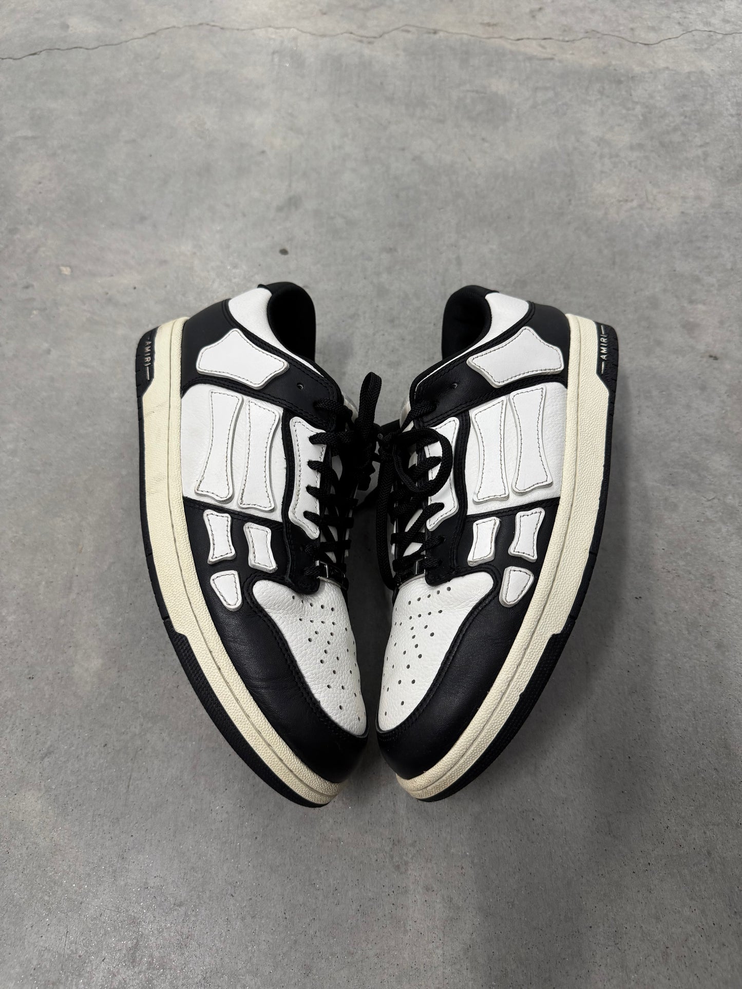 AMIRI SKEL TOP LOW “ Black White “