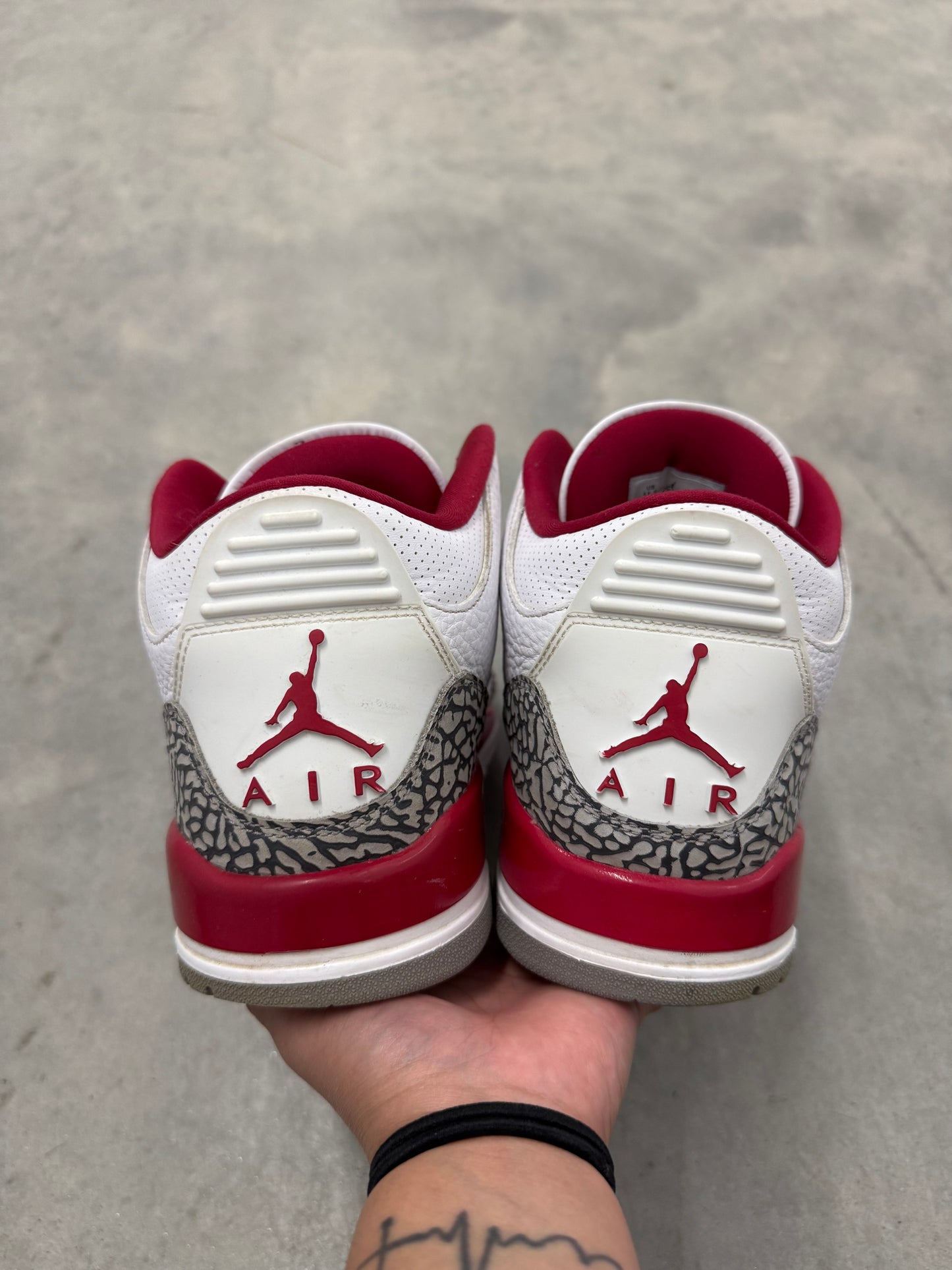 JORDAN 3 “ Cardinal Red “