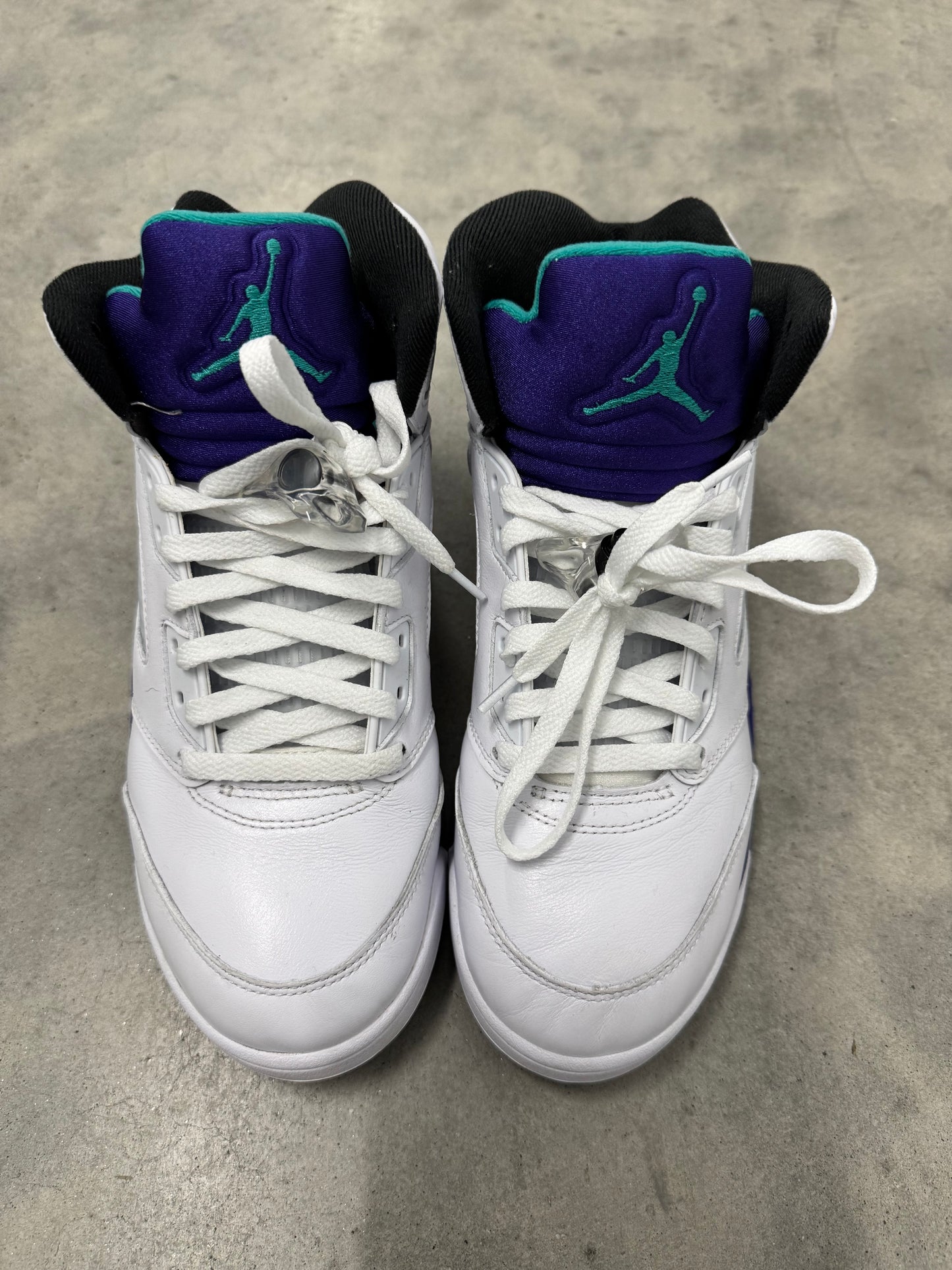 JORDAN 5 “ Grape “