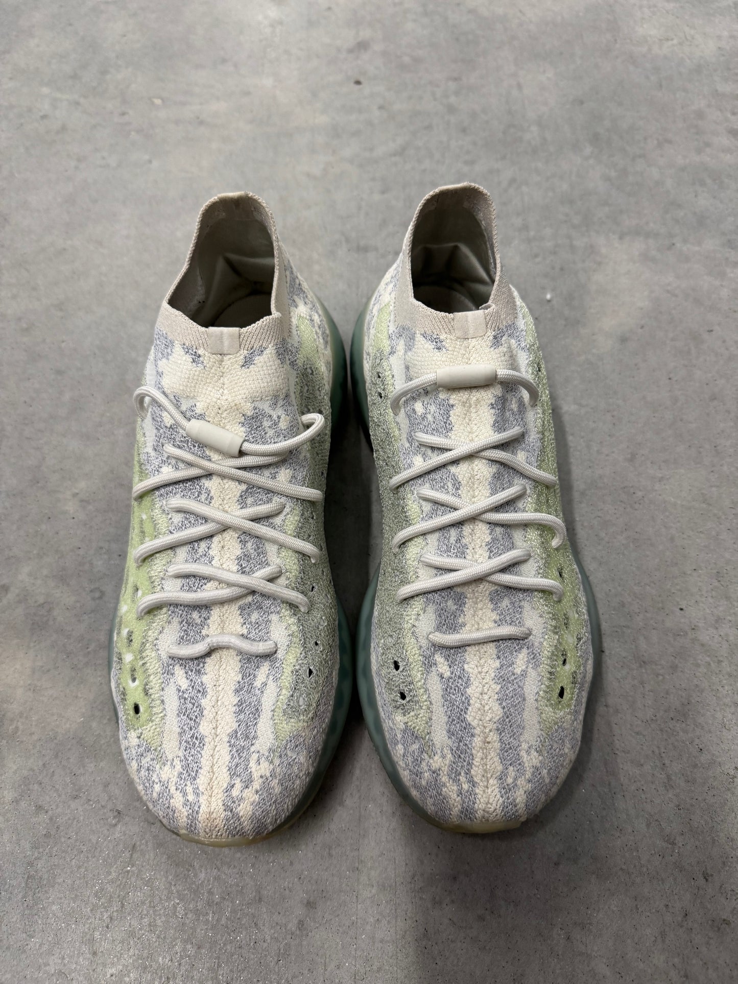 YEEZY BOOST 380 “ Alien Blue “