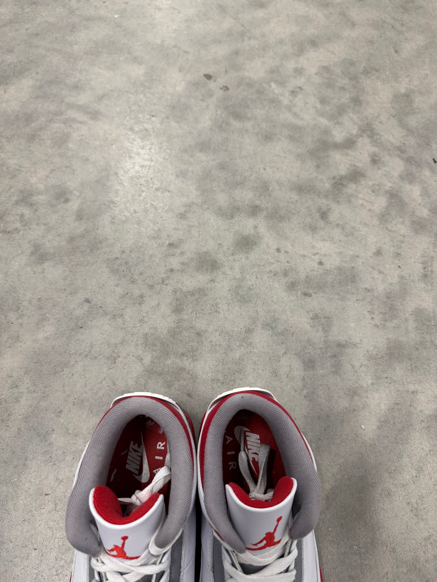 JORDAN 3 “ Fire Red “