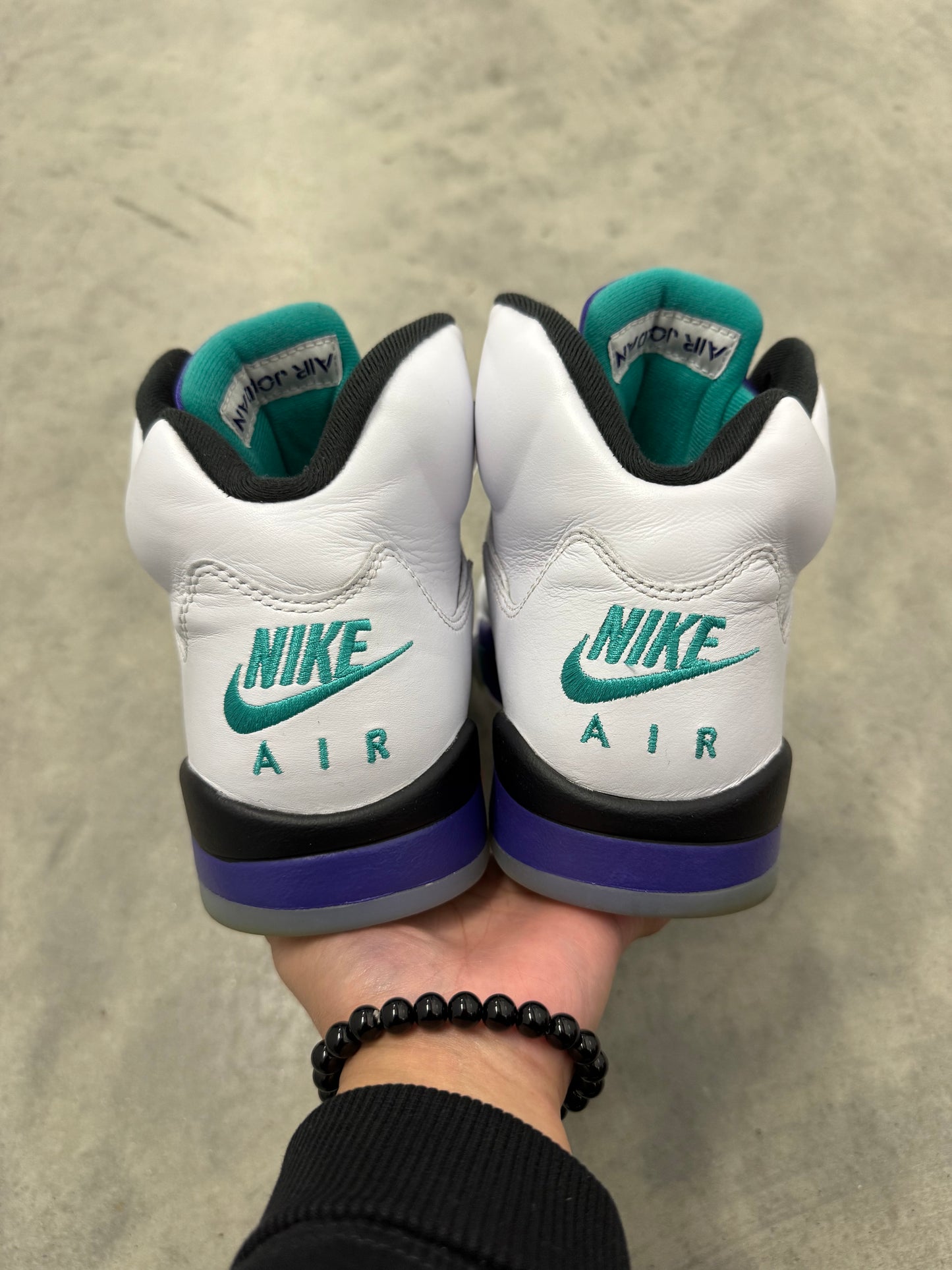 JORDAN 5 “ Grape “