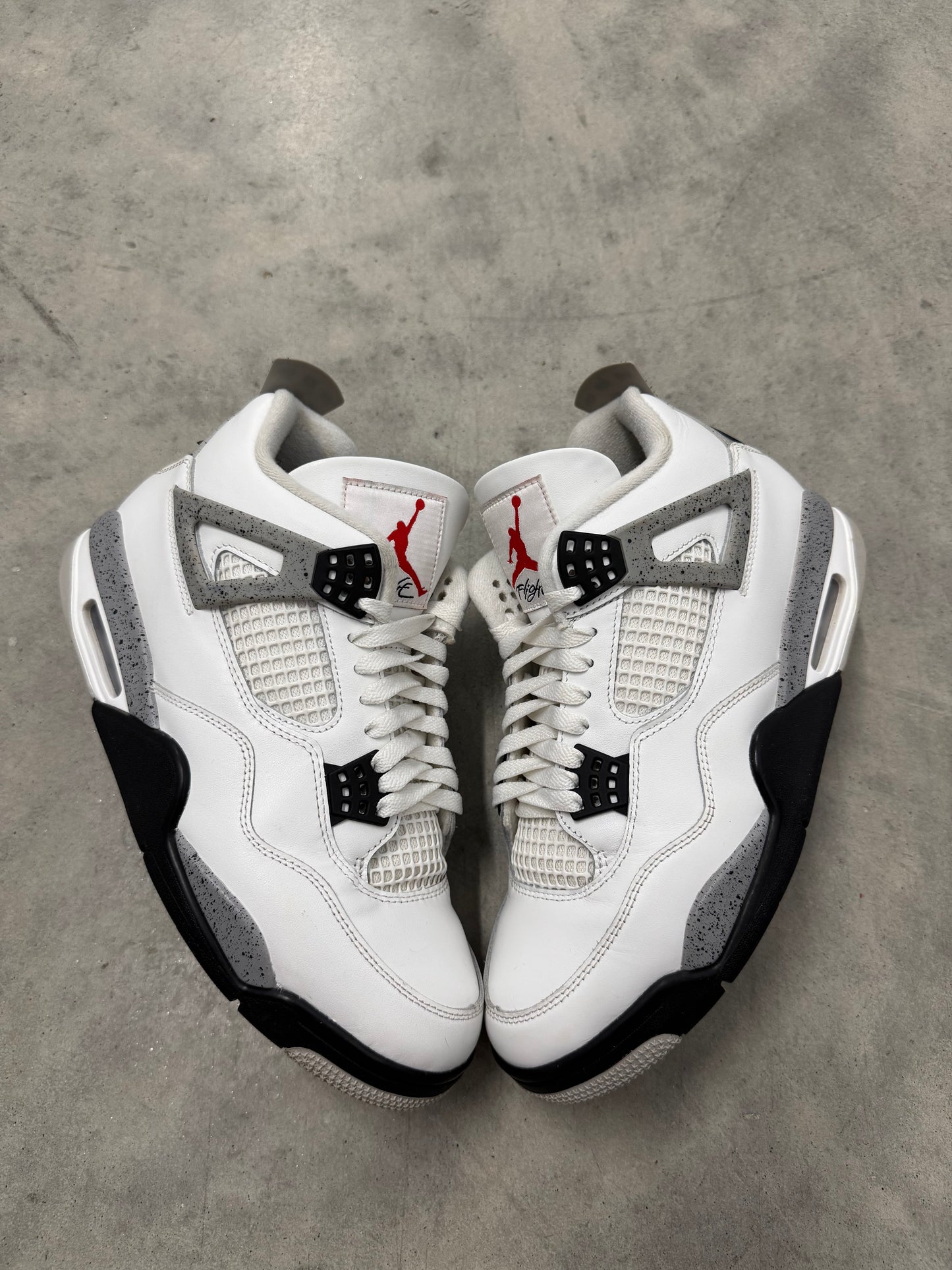 JORDAN 4 “ White Cement “