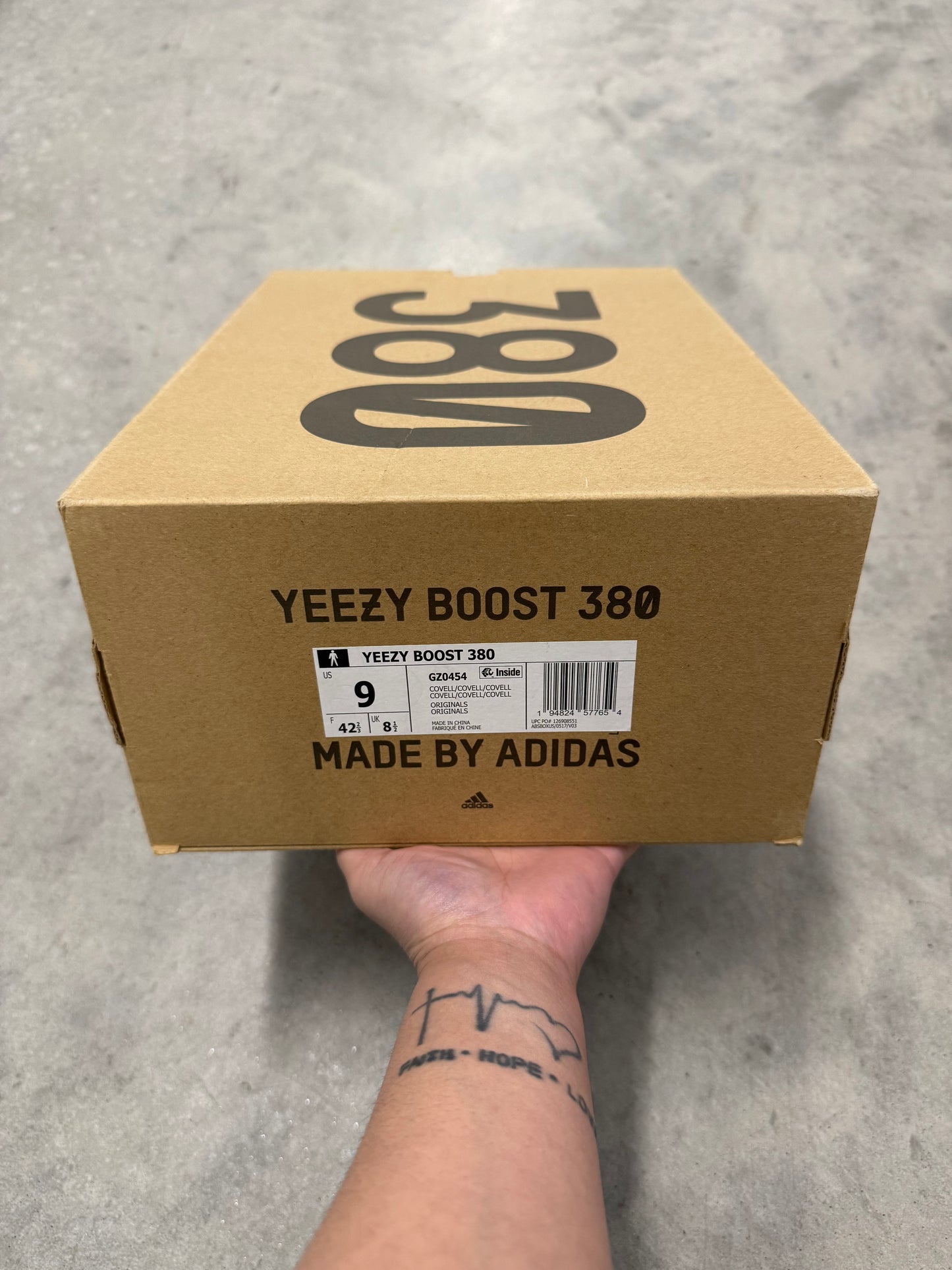 YEEZY 380 “ Covellite “