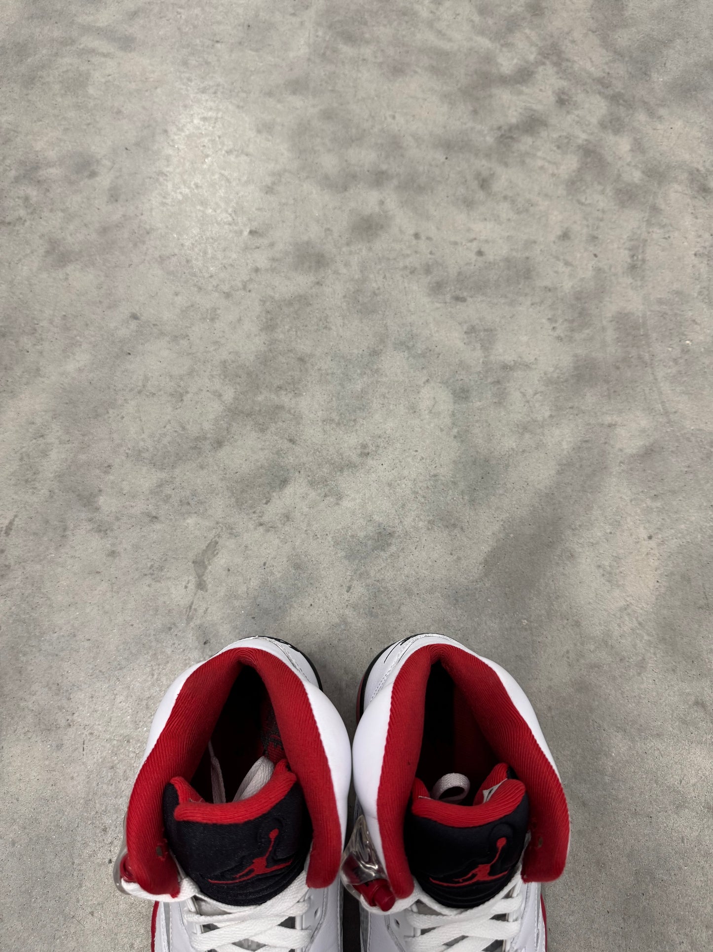 JORDAN 5 “ Fire Red “