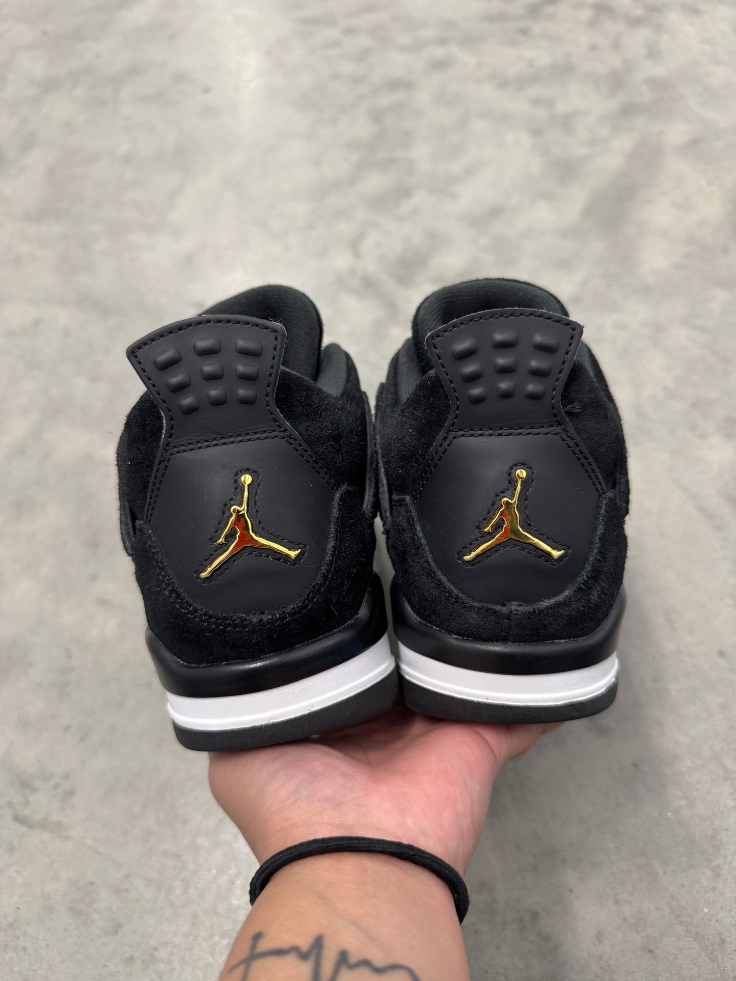 JORDAN 4 “ Royalty “