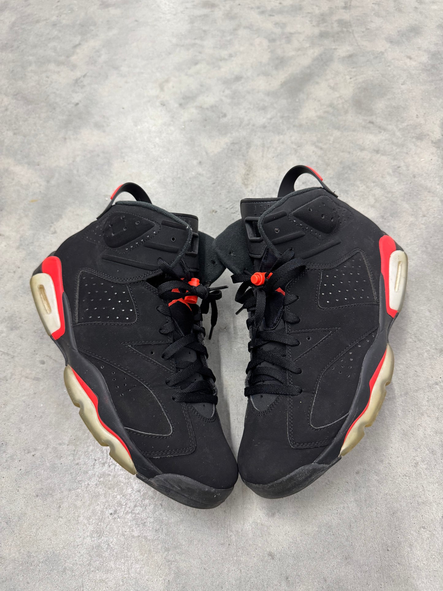 JORDAN 6 “ Infrared “