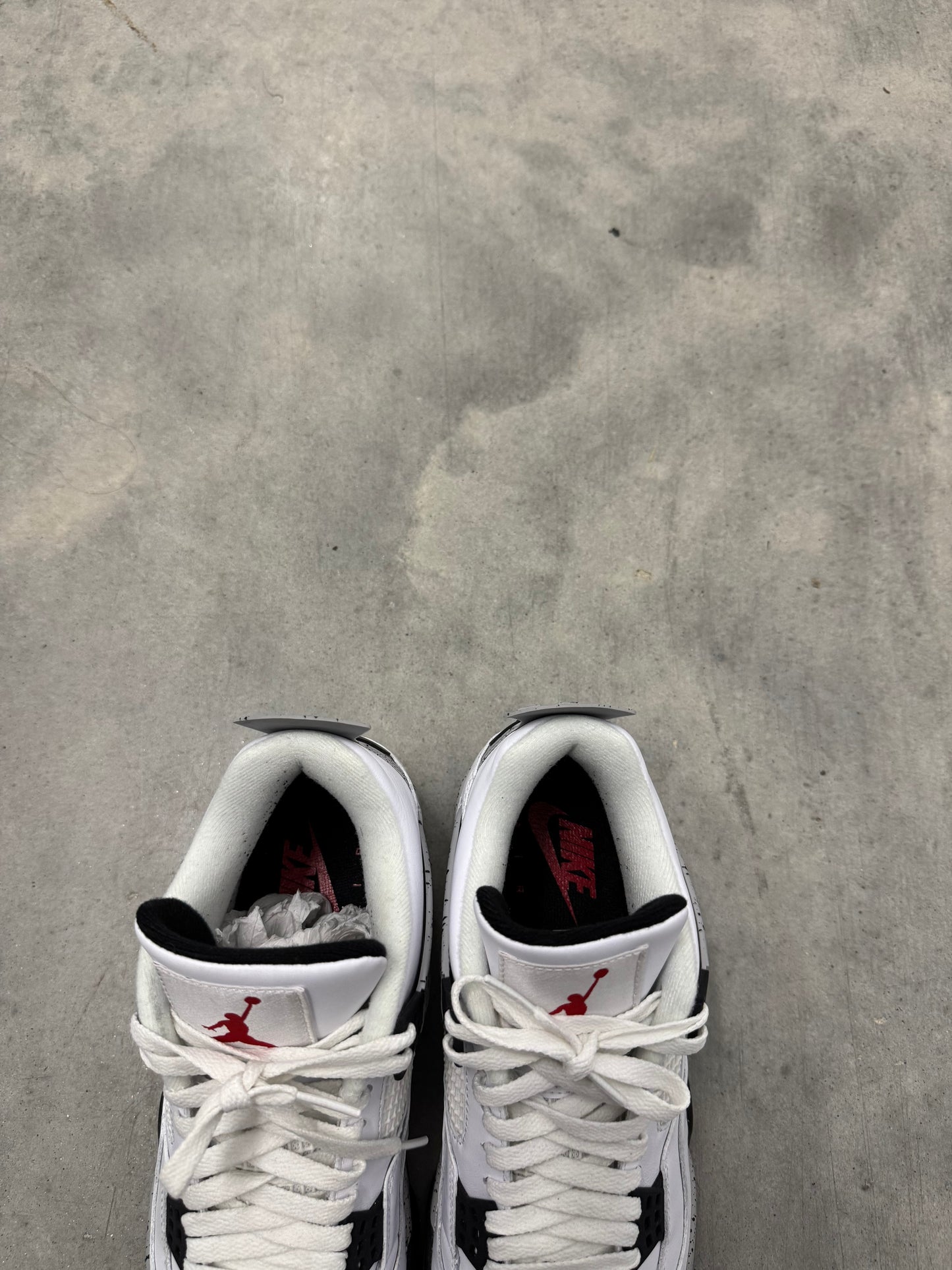 JORDAN 4 “ White Cement “ ( 2016 )