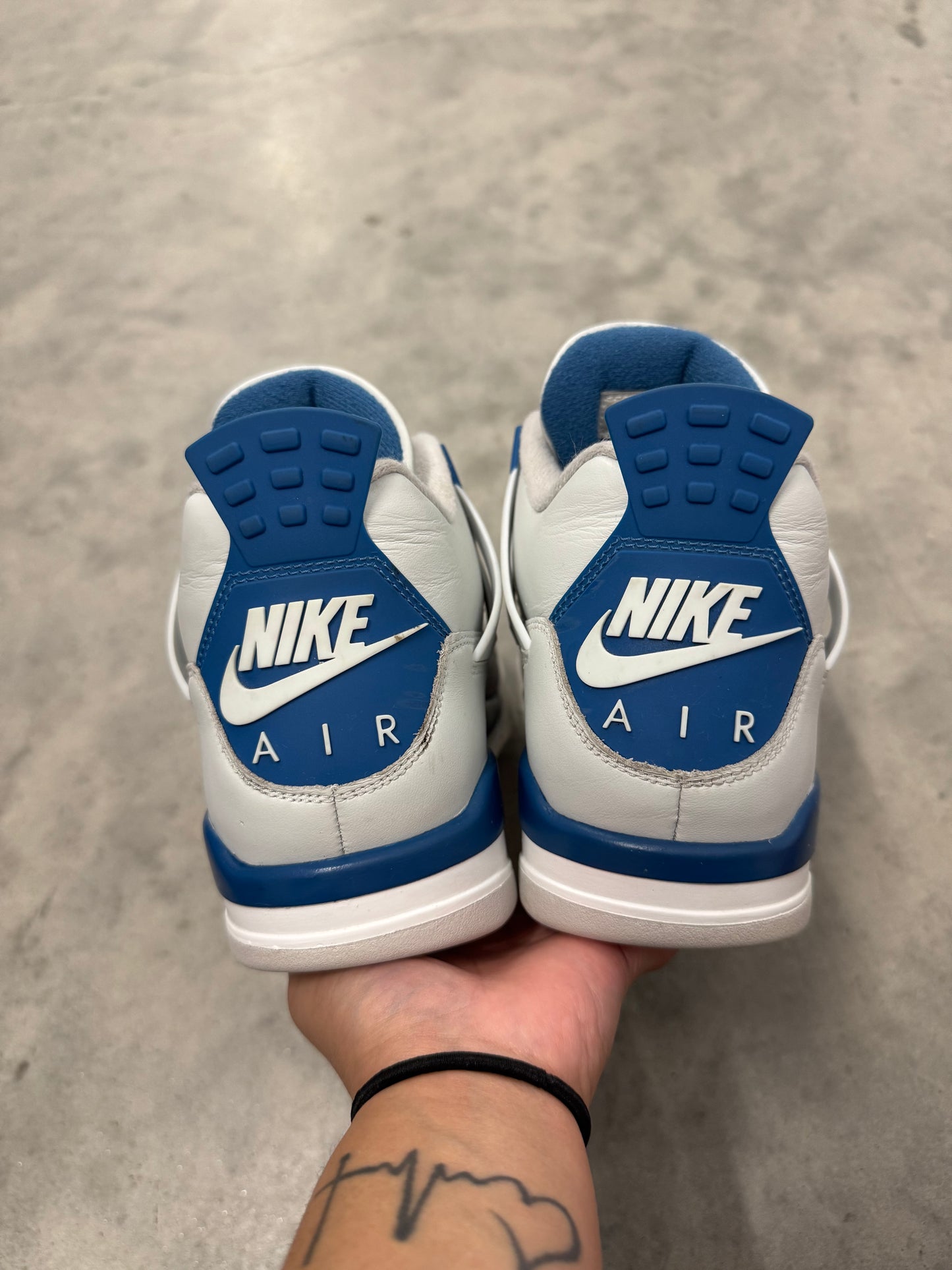 JORDAN 4 “ Military Blue “
