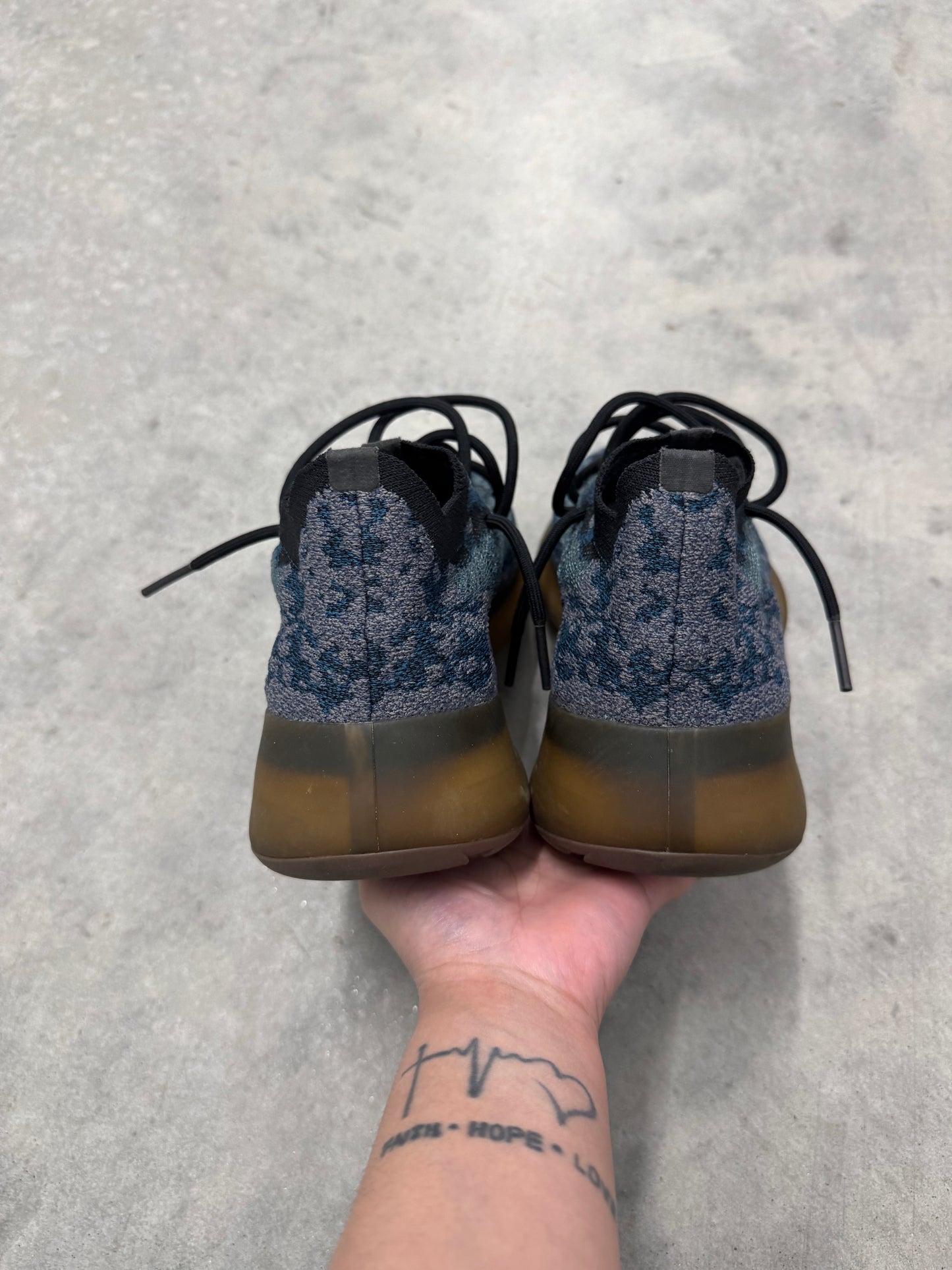 YEEZY 380 “ Covellite “