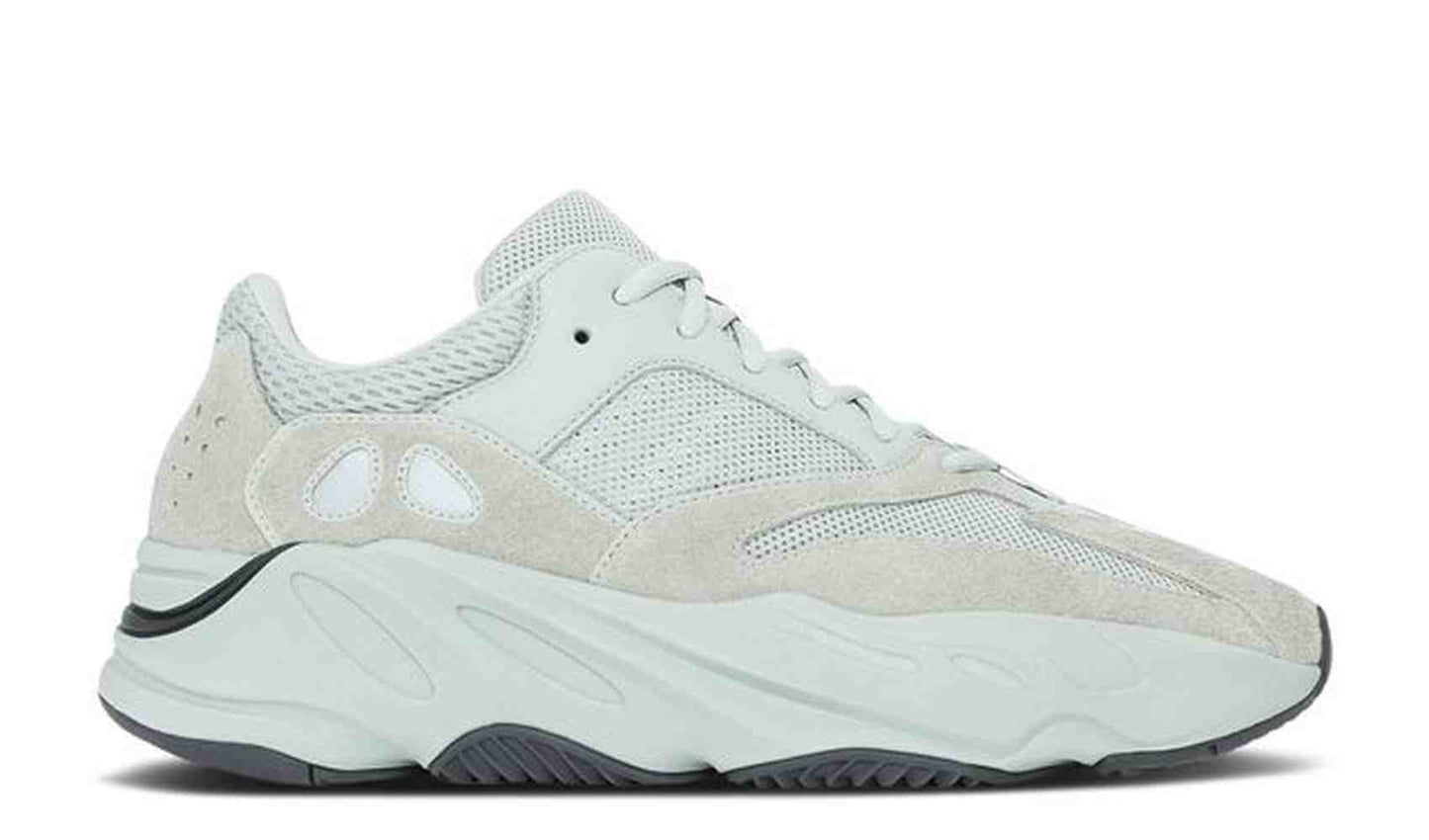 Yeezy 700 "Salt" Brand new