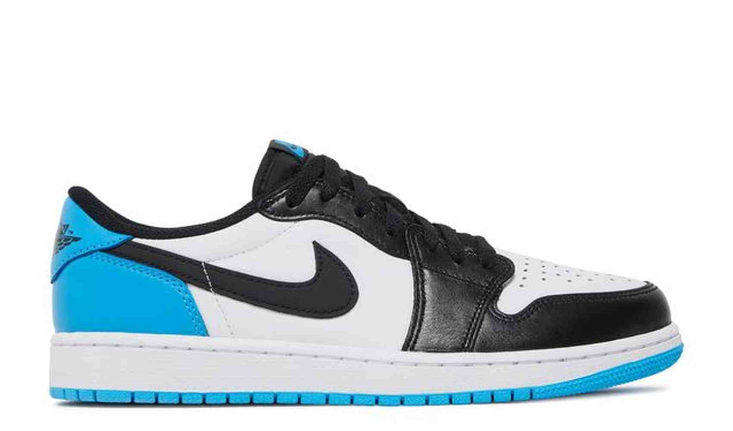 Jordan 1 low "Powder Blue" Brand new