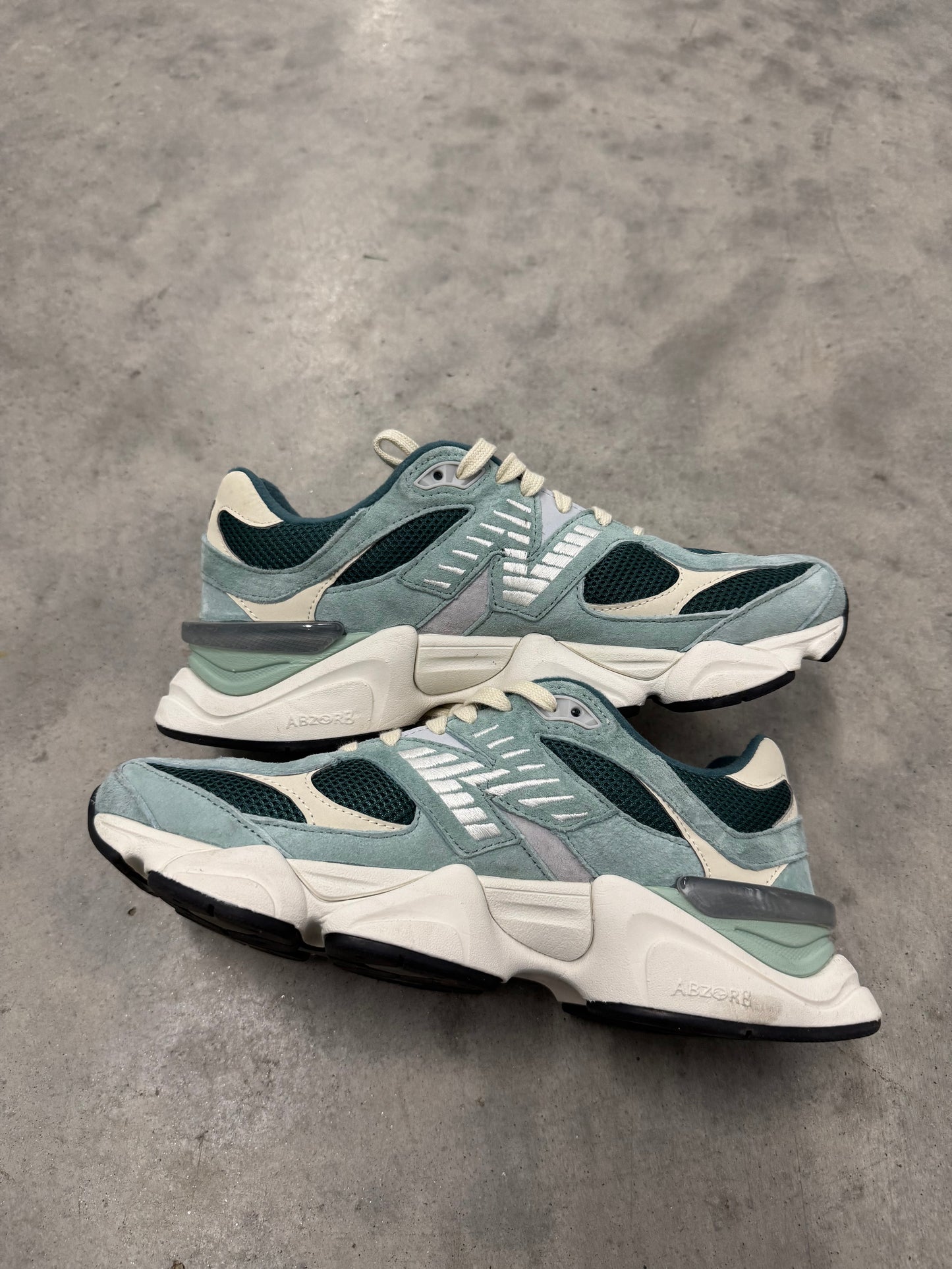 NEW BALANCE 9060 “ New Spruce Salt Marsh “