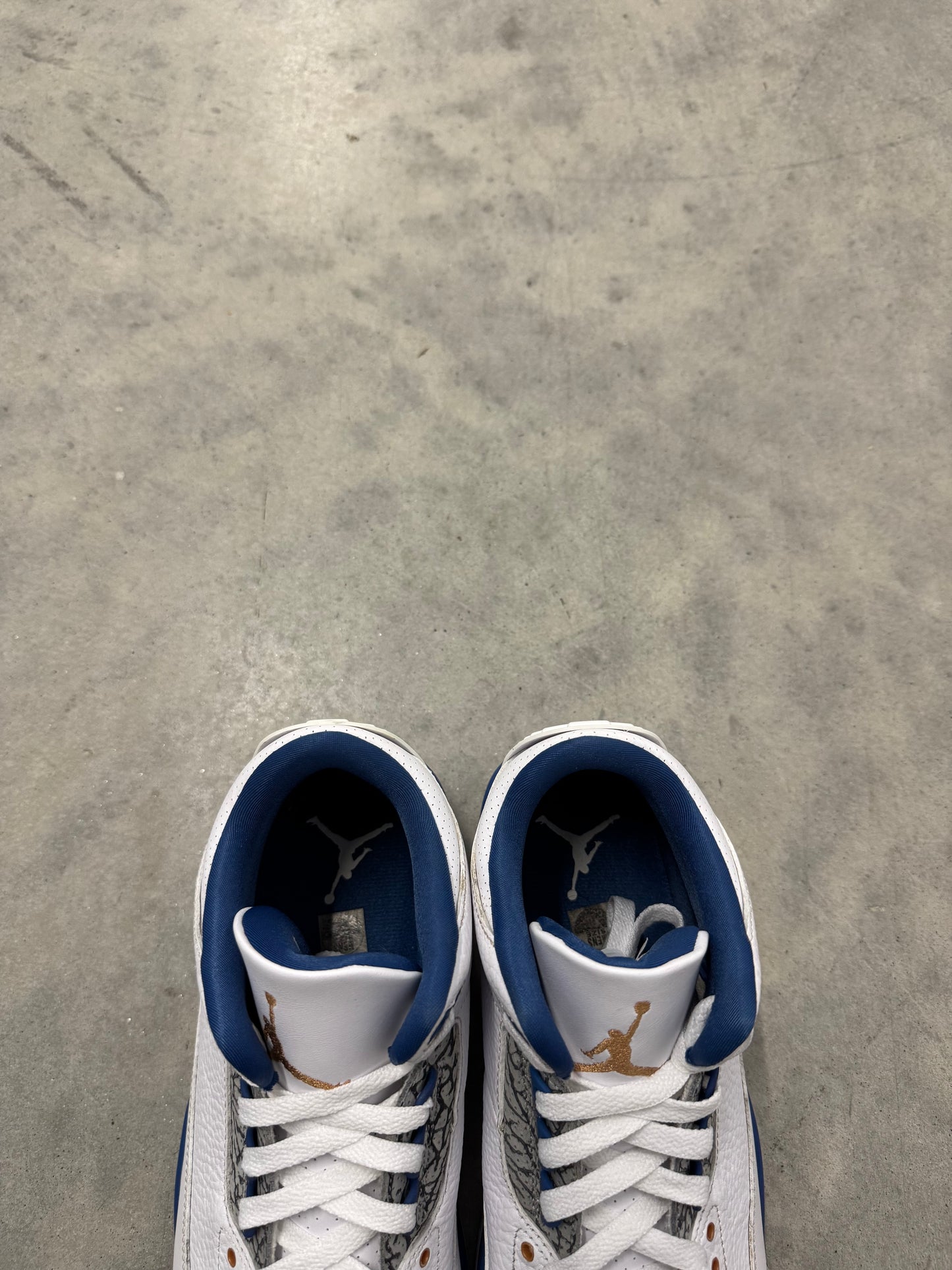 JORDAN 3 “ Wizards “