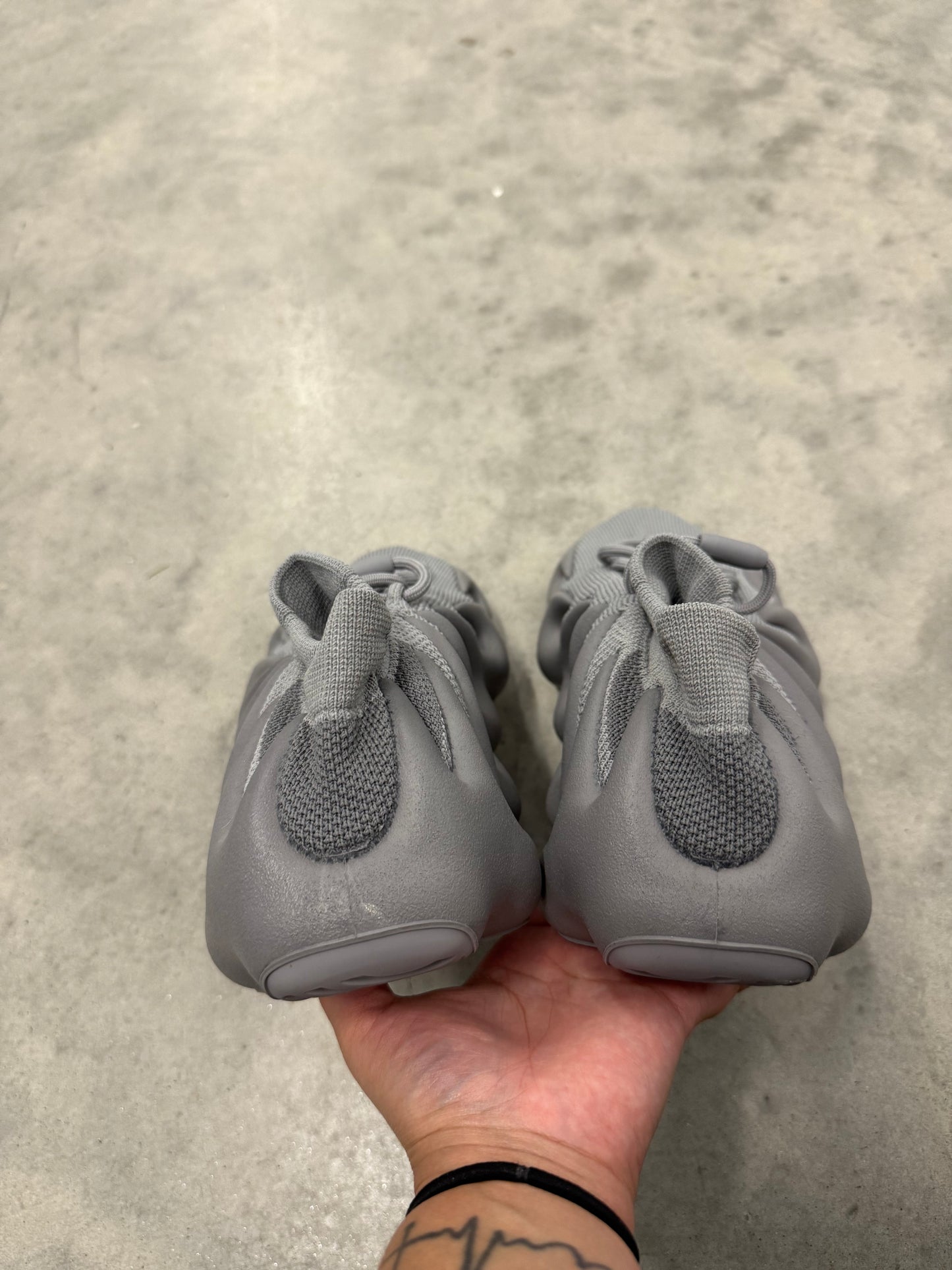 ADIDAS YEEZY 450 “ Stone Grey “