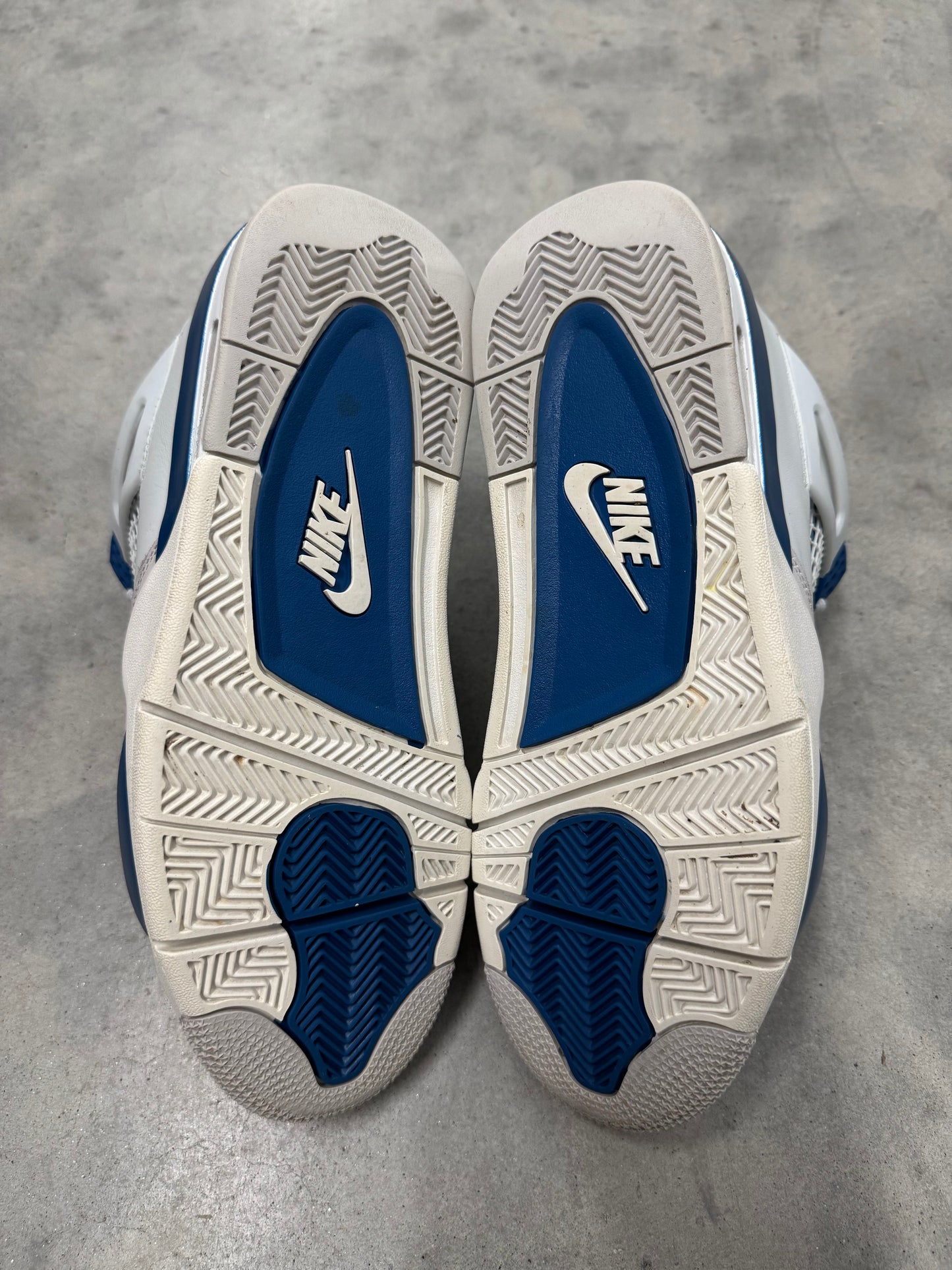 JORDAN 4 “ Military Blue “