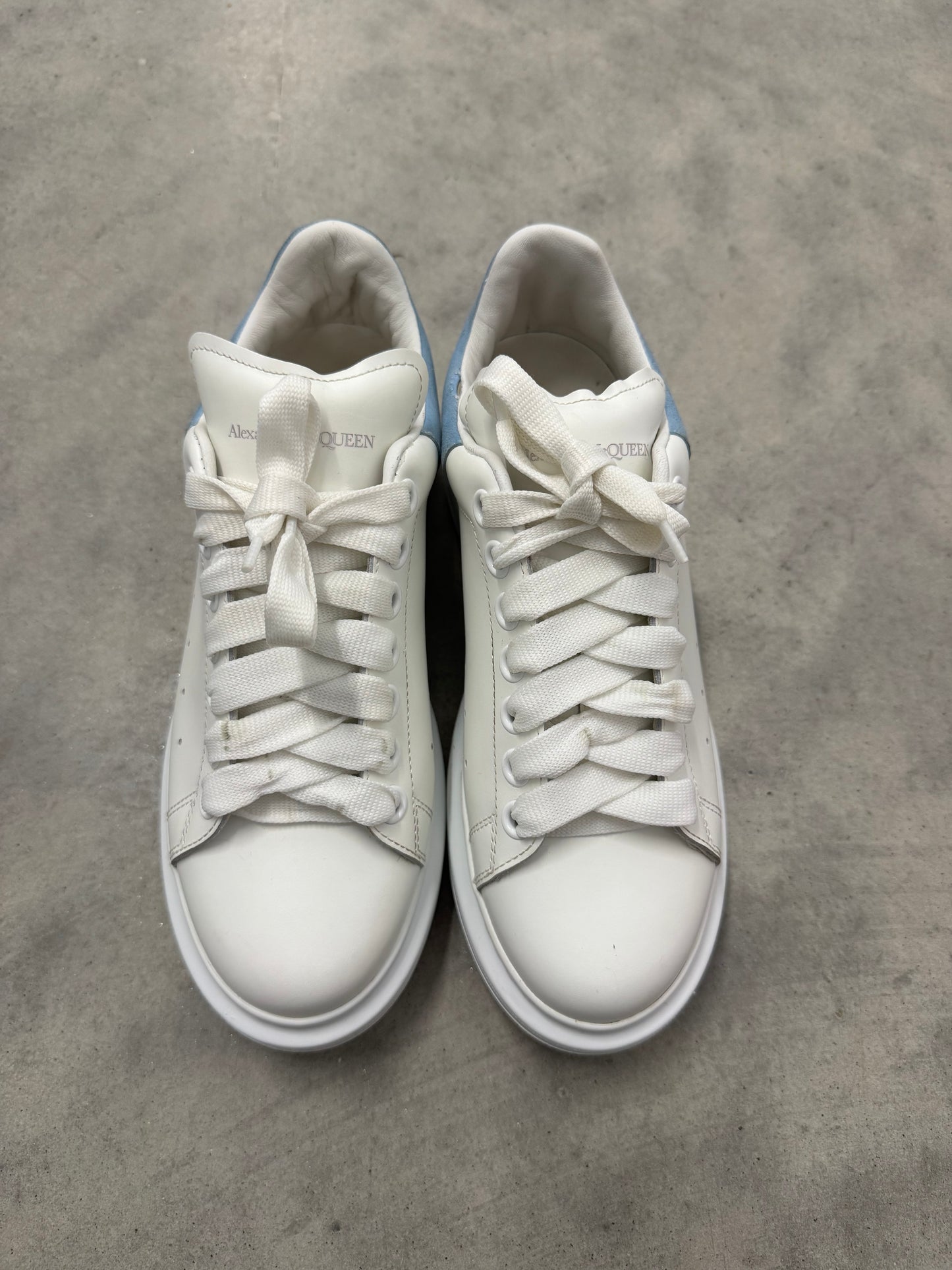 ALEXANDER MCQUEEN OVERSIZED SNEAKER “ White Powder Blue “