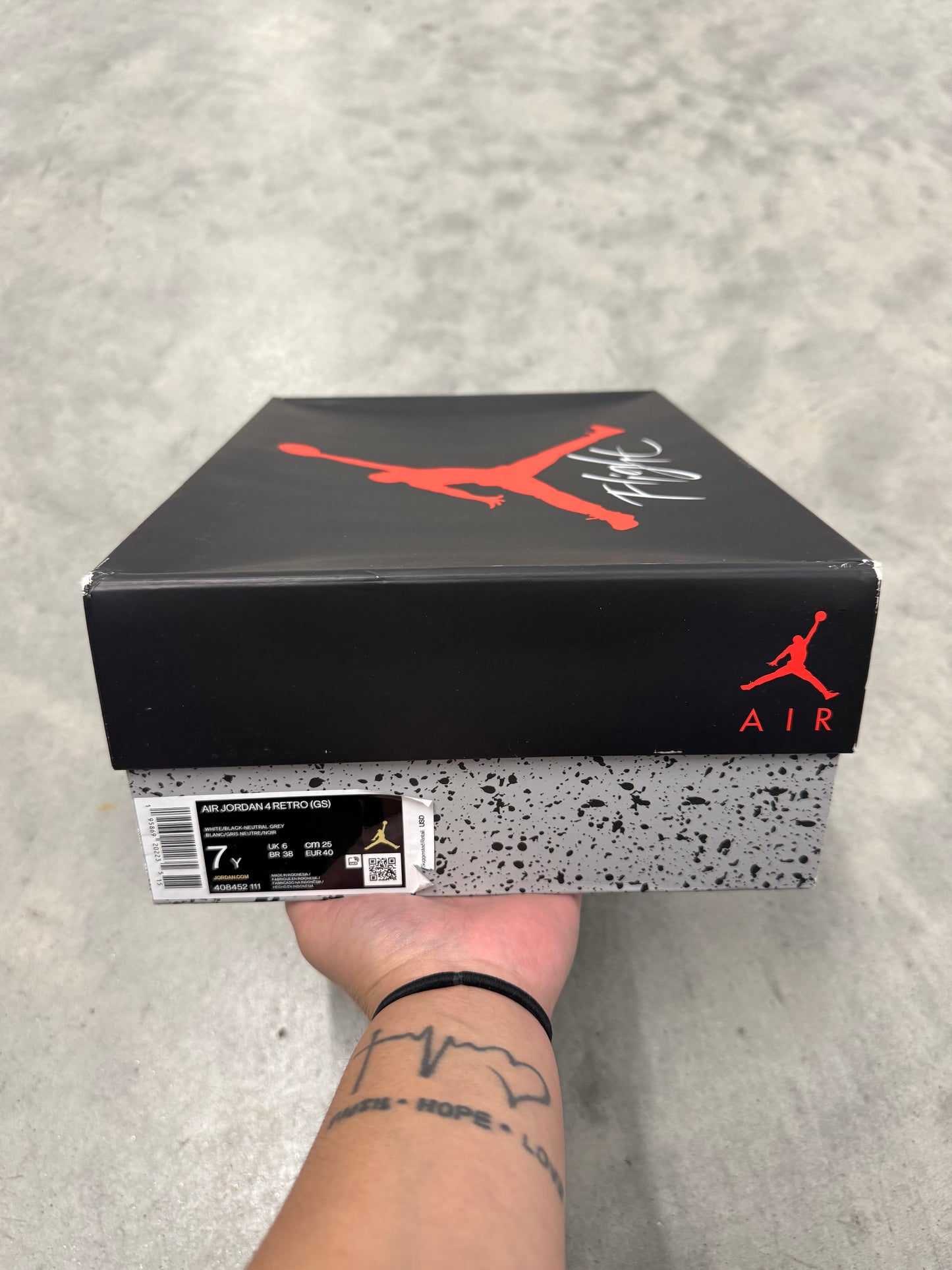 JORDAN 4 “ Military Black “