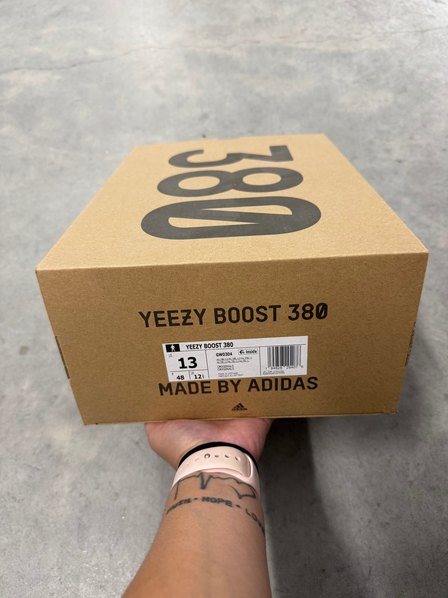 YEEZY BOOST 380 “ Alien Blue “