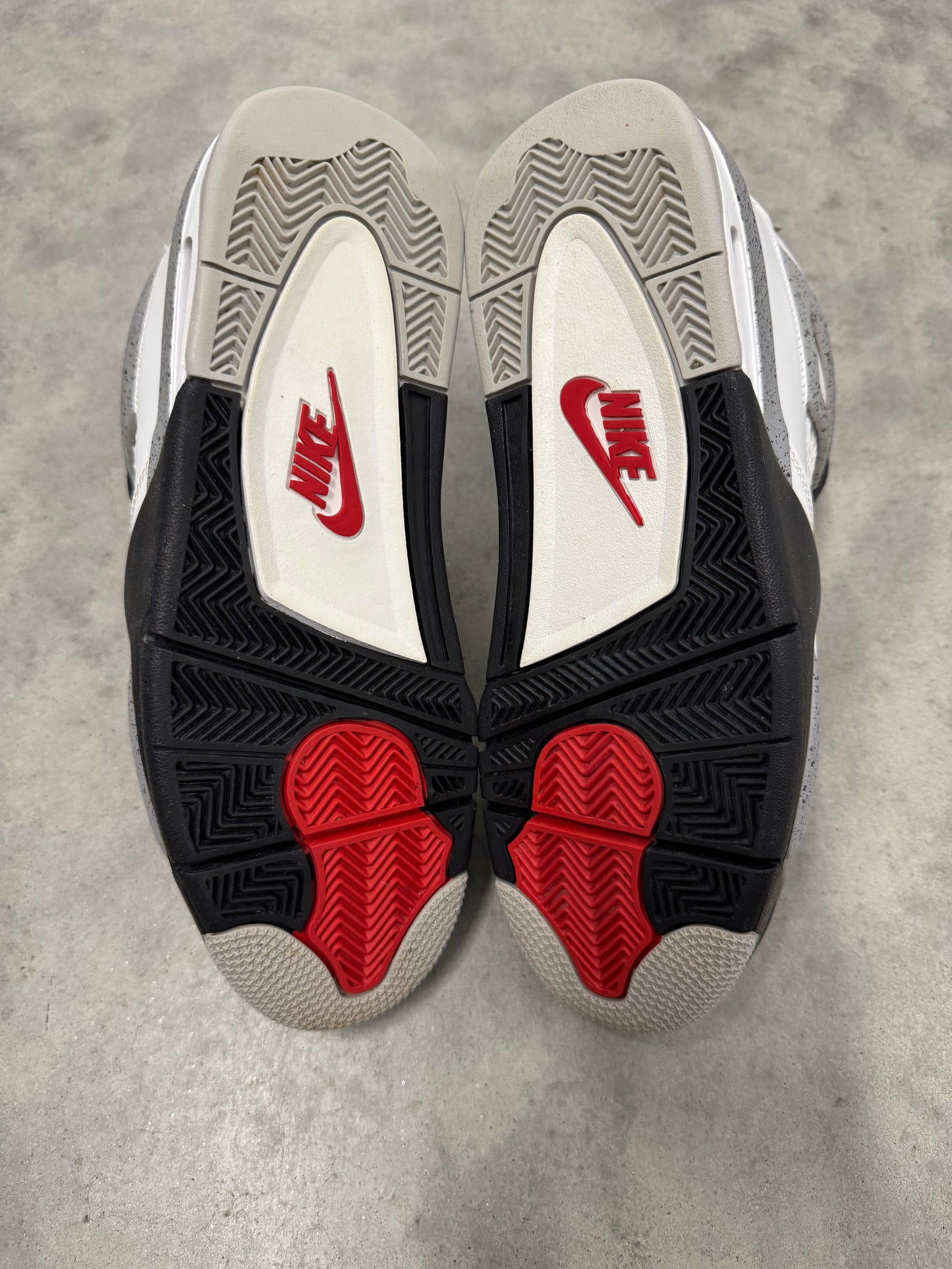 JORDAN 4 “ White Cement “