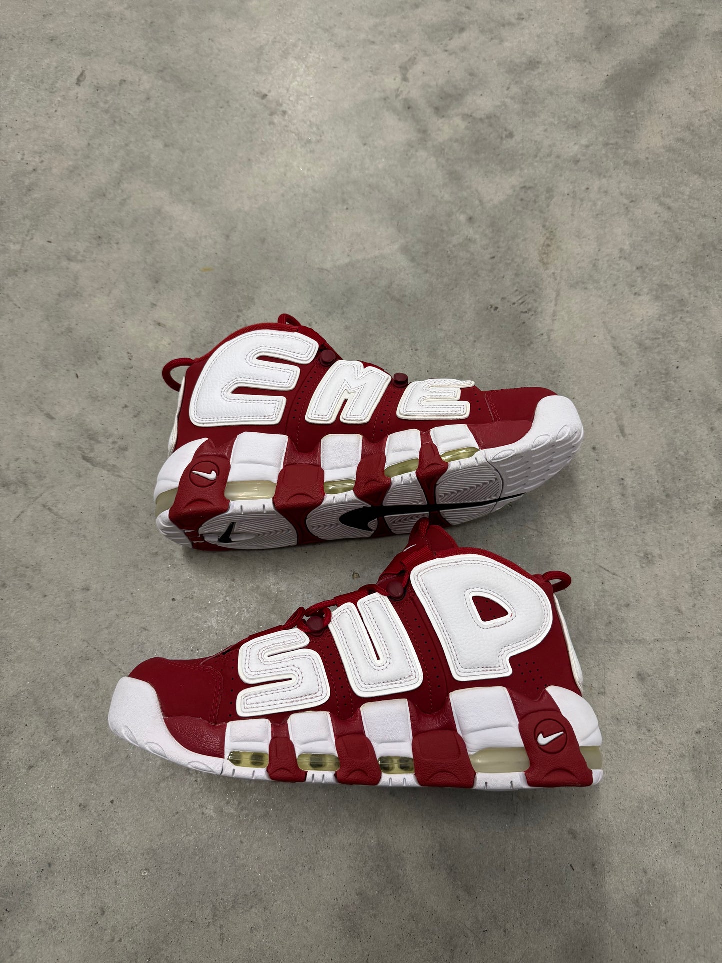 SUPREME AIR MORE UPTEMPO “ Red “