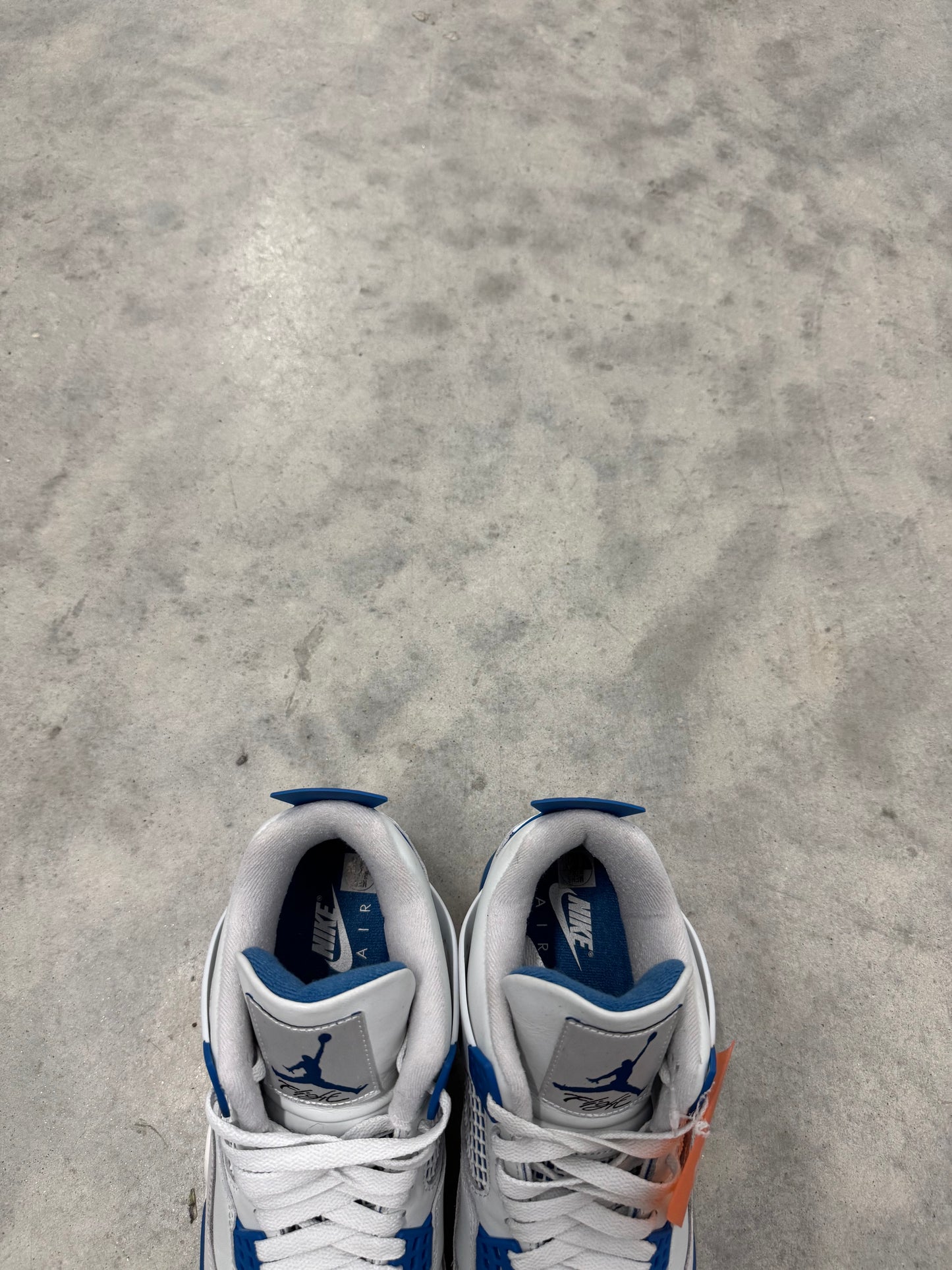 JORDAN 4 “ Military Blue “