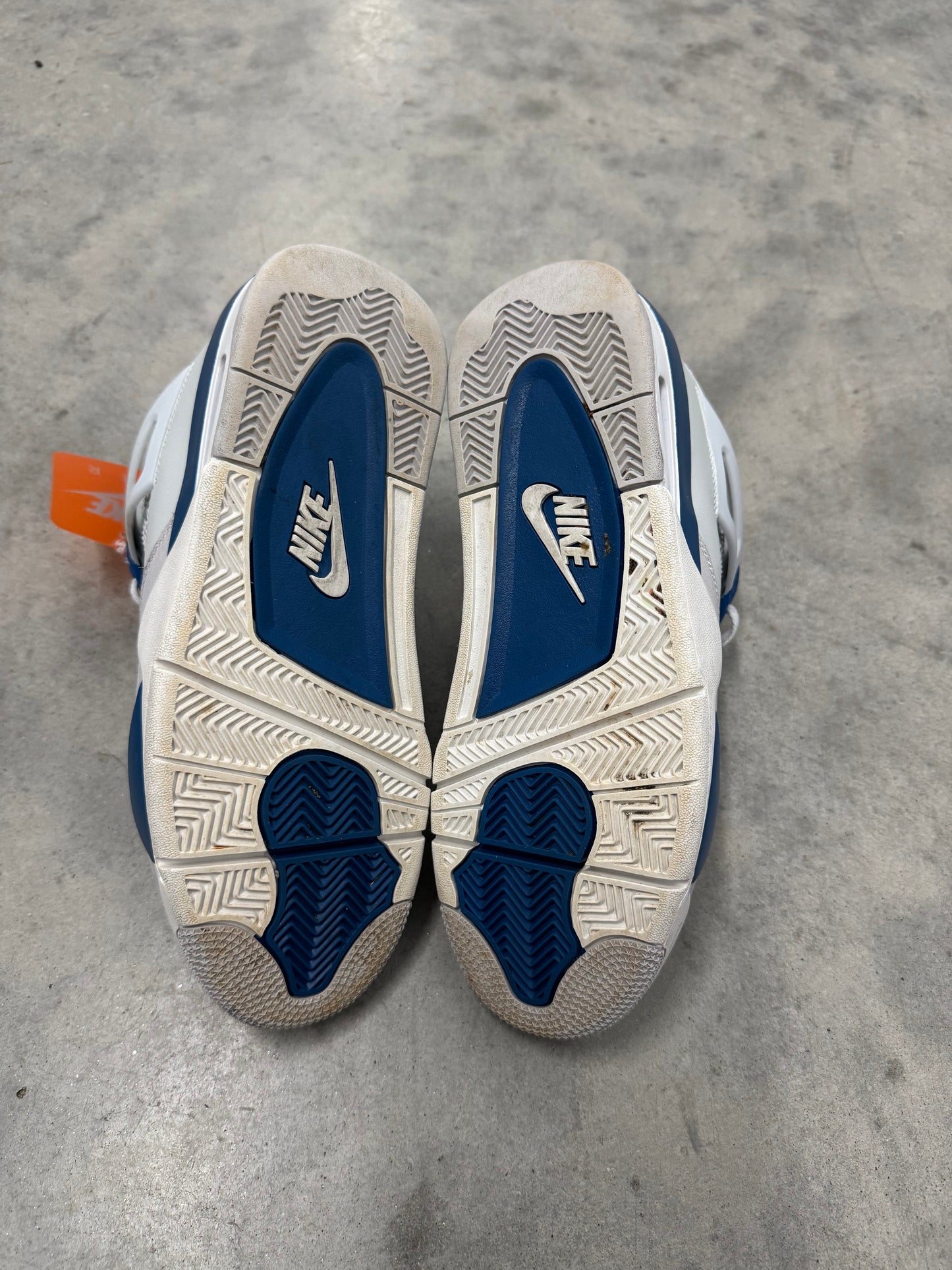 JORDAN 4 “ Military Blue “