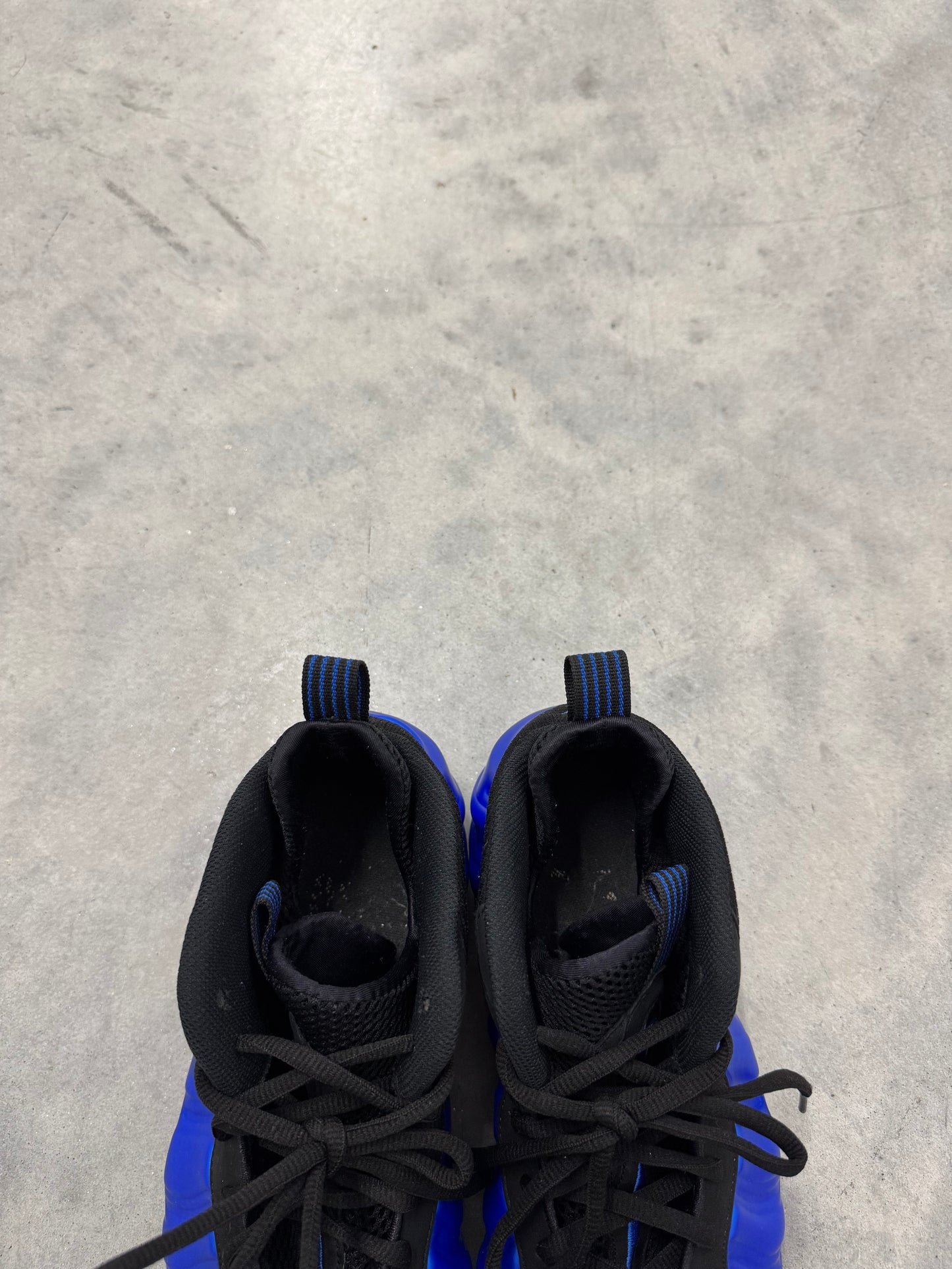 NIKE AIR FOAMPOSITE “ Royal “