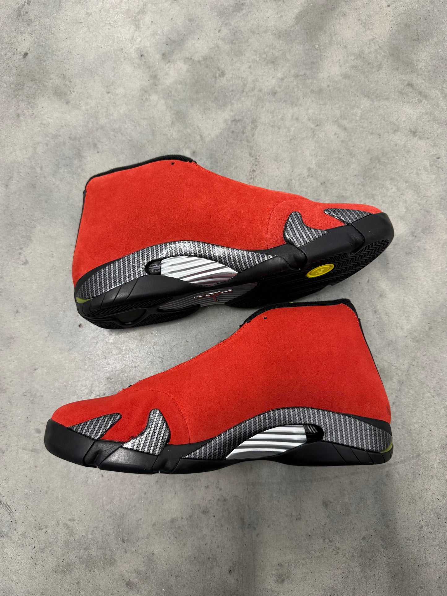 JORDAN 14 “ Ferrari “