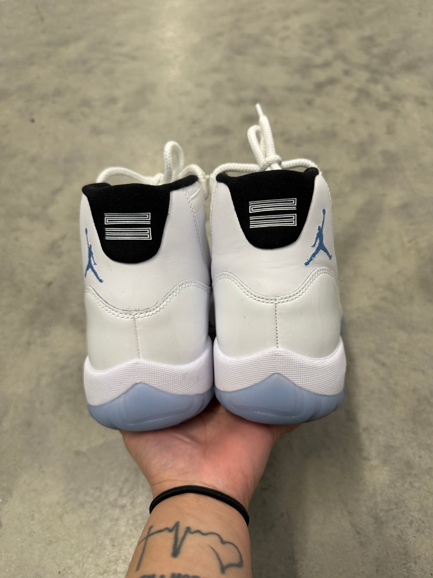 JORDAN 11 “ Legend Blue “